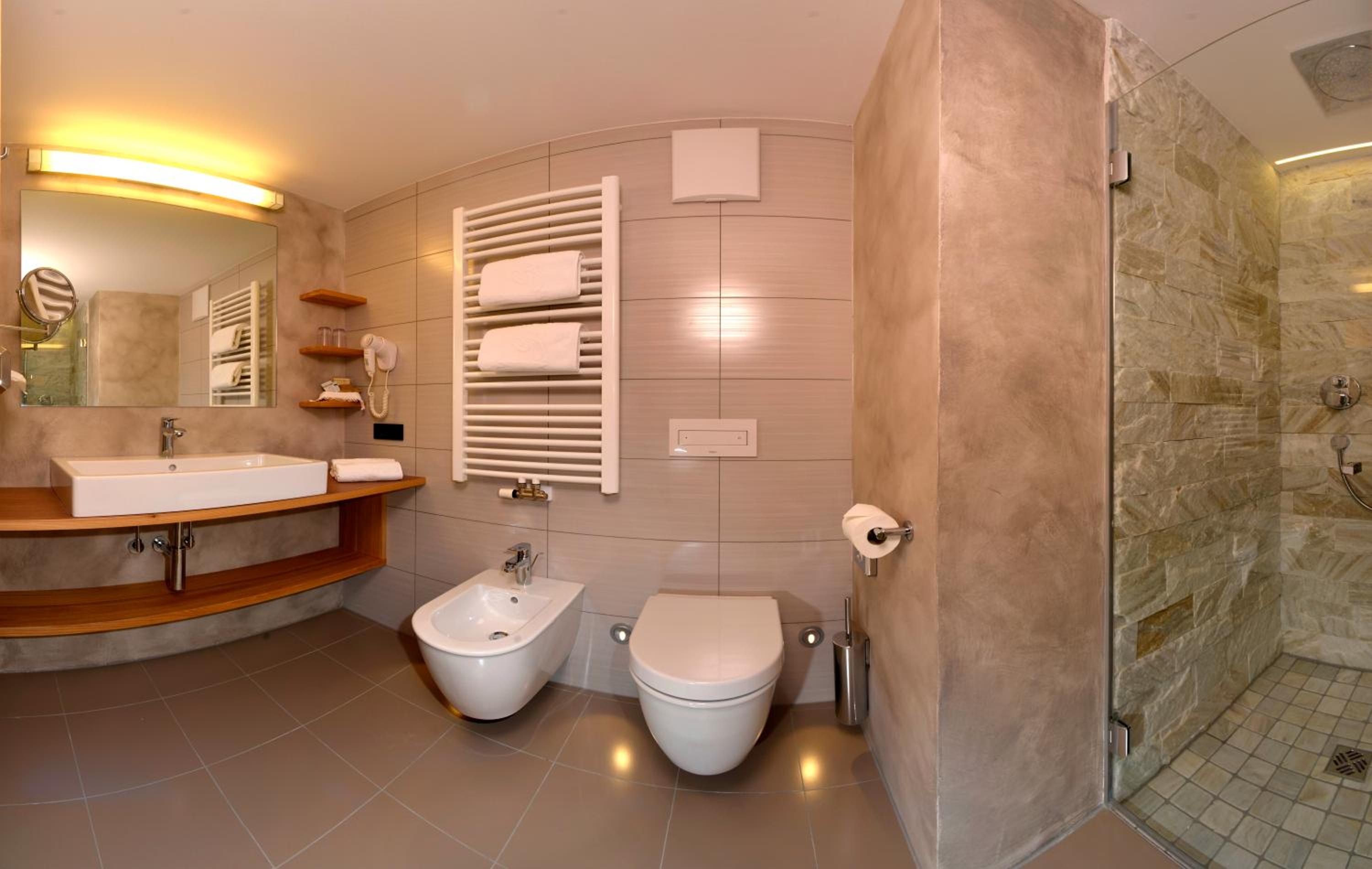 Superior Panorama Double or Twin Room with Balcony  - Photo 7
