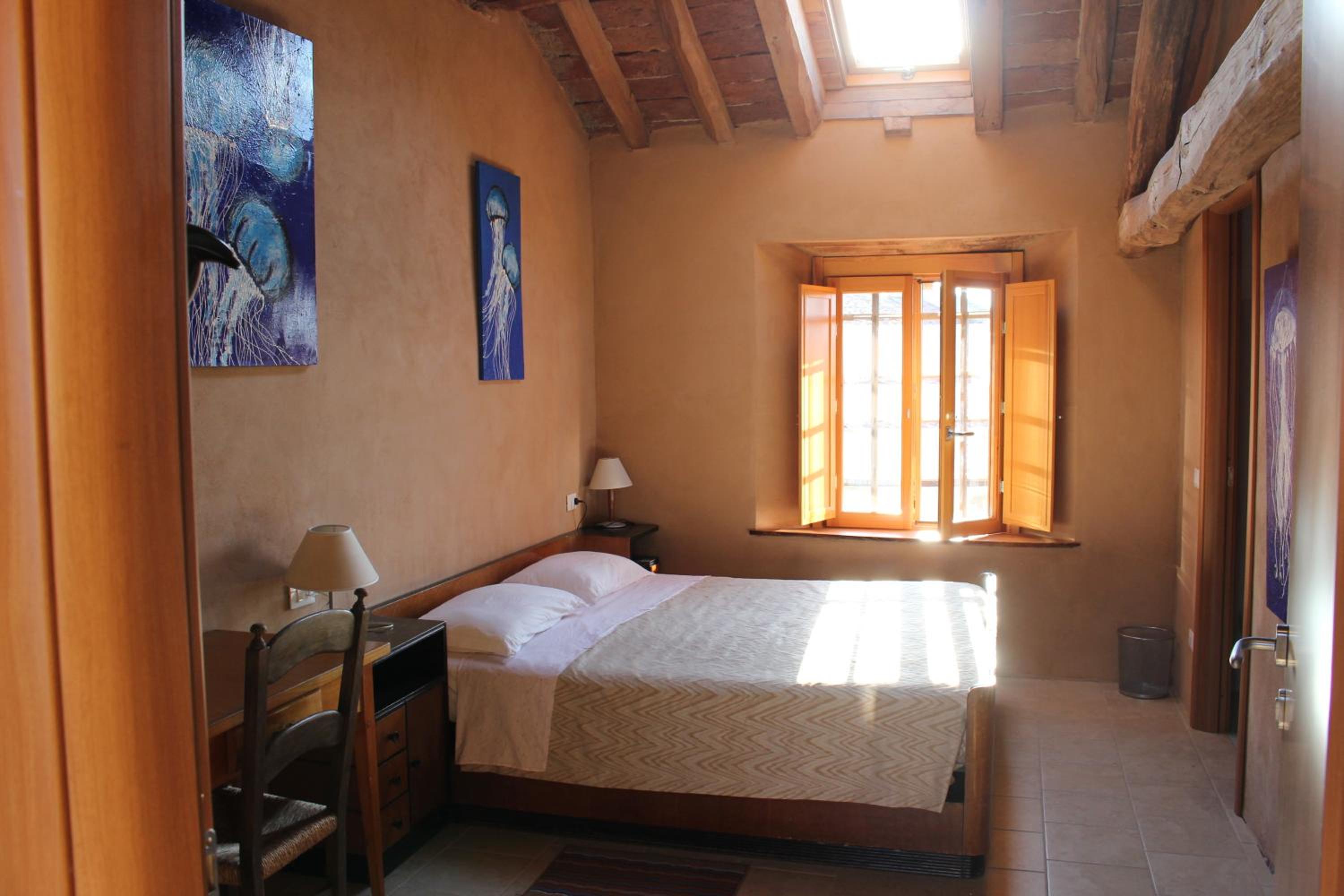 Double Room - Photo 1