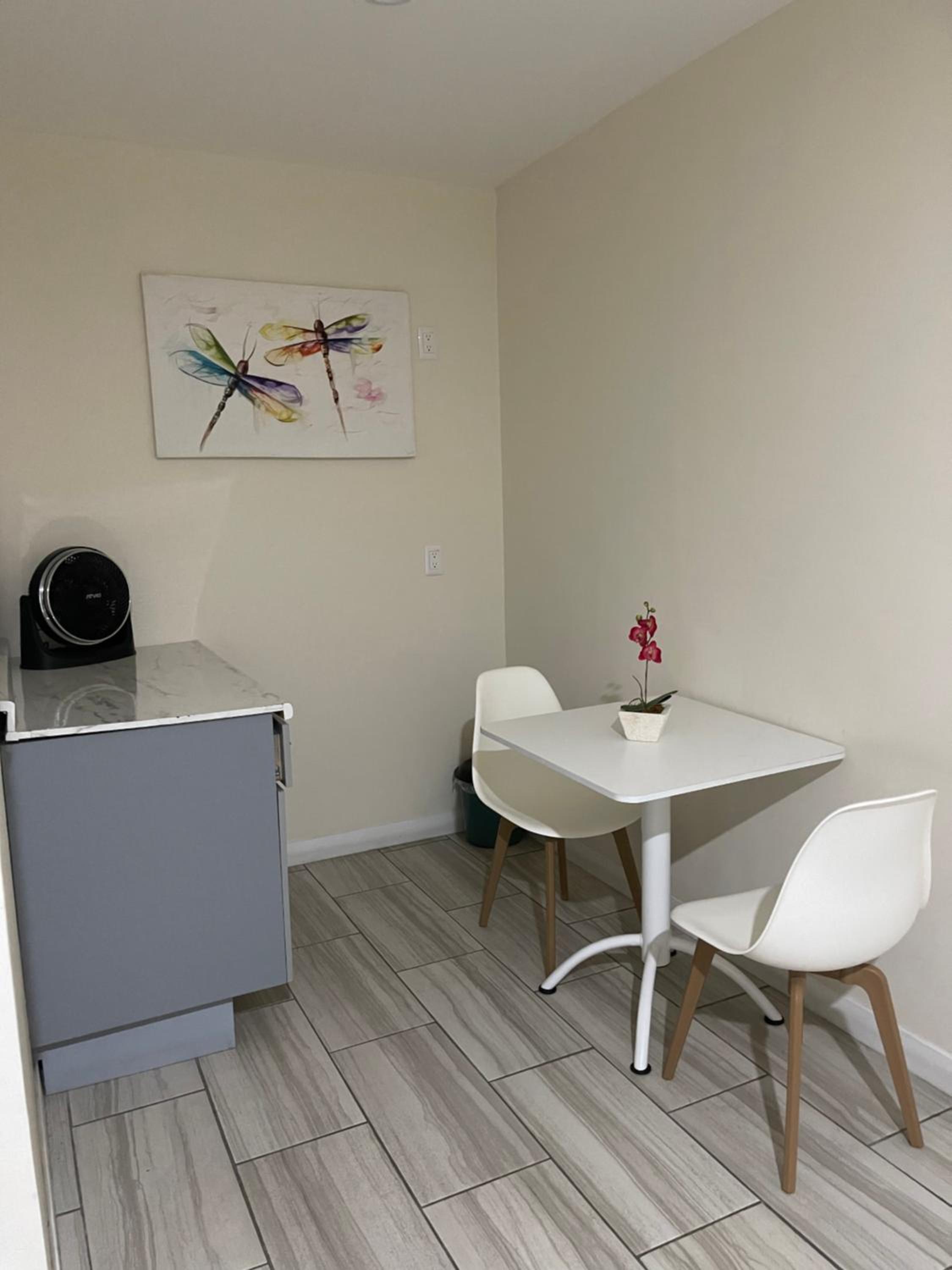 Double Room - Photo 6