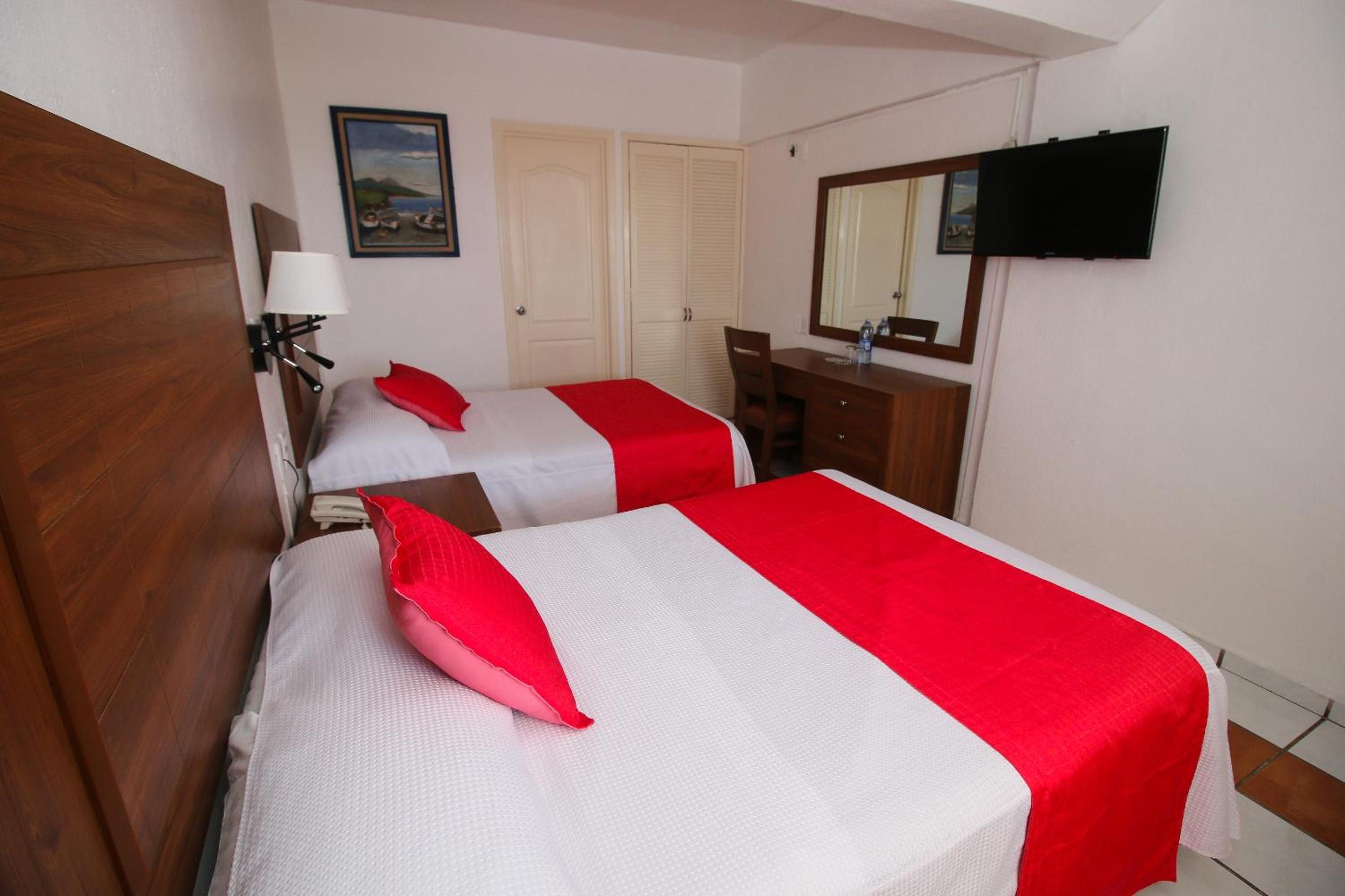 Double Room with Two Double Beds photo 1