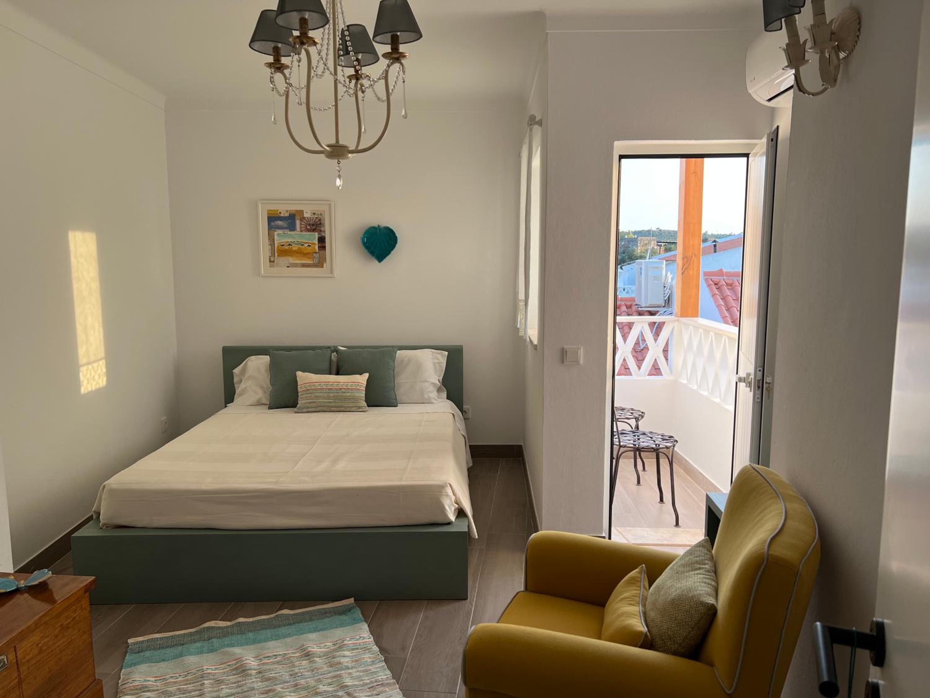 One-Bedroom House photo 1