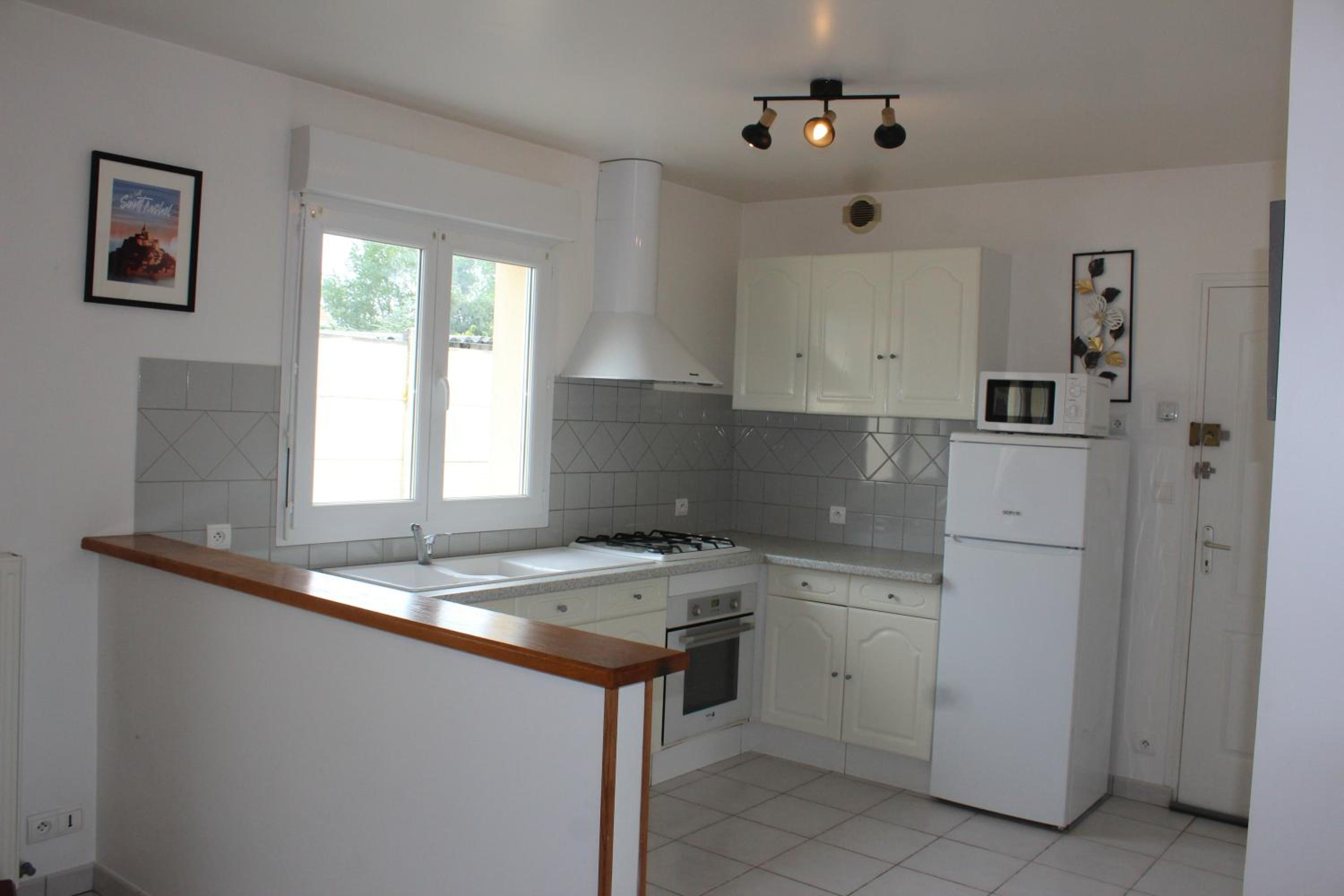 Two-Bedroom House photo 3