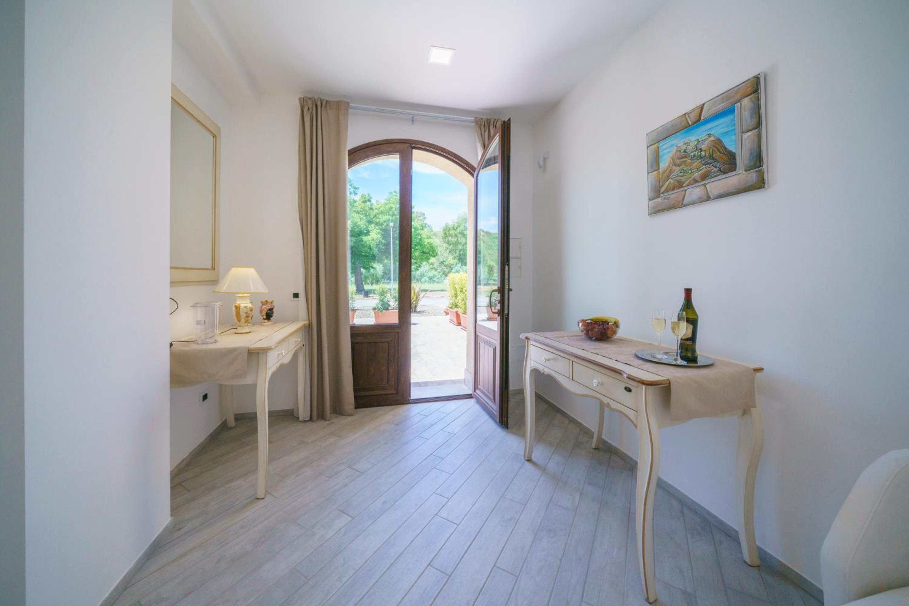 Suite with Garden View photo 1