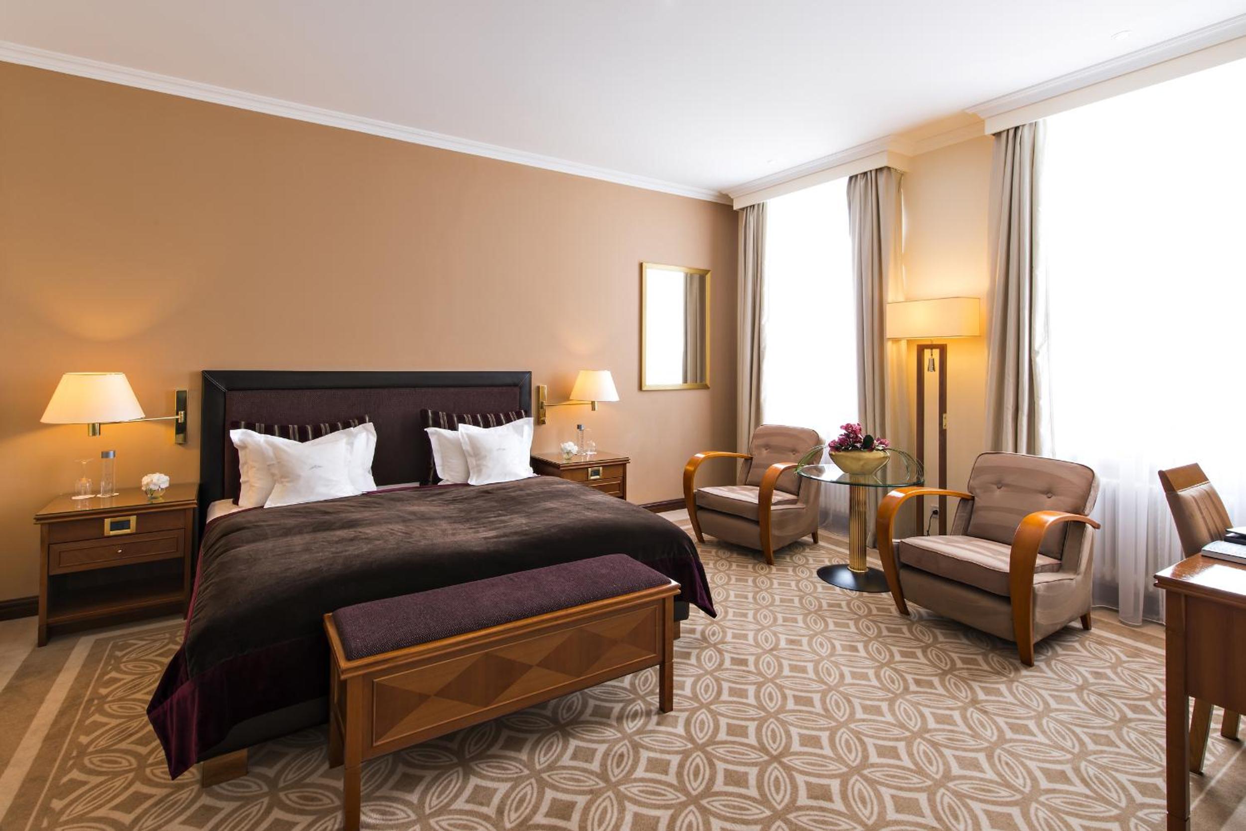 Deluxe Junior Suite