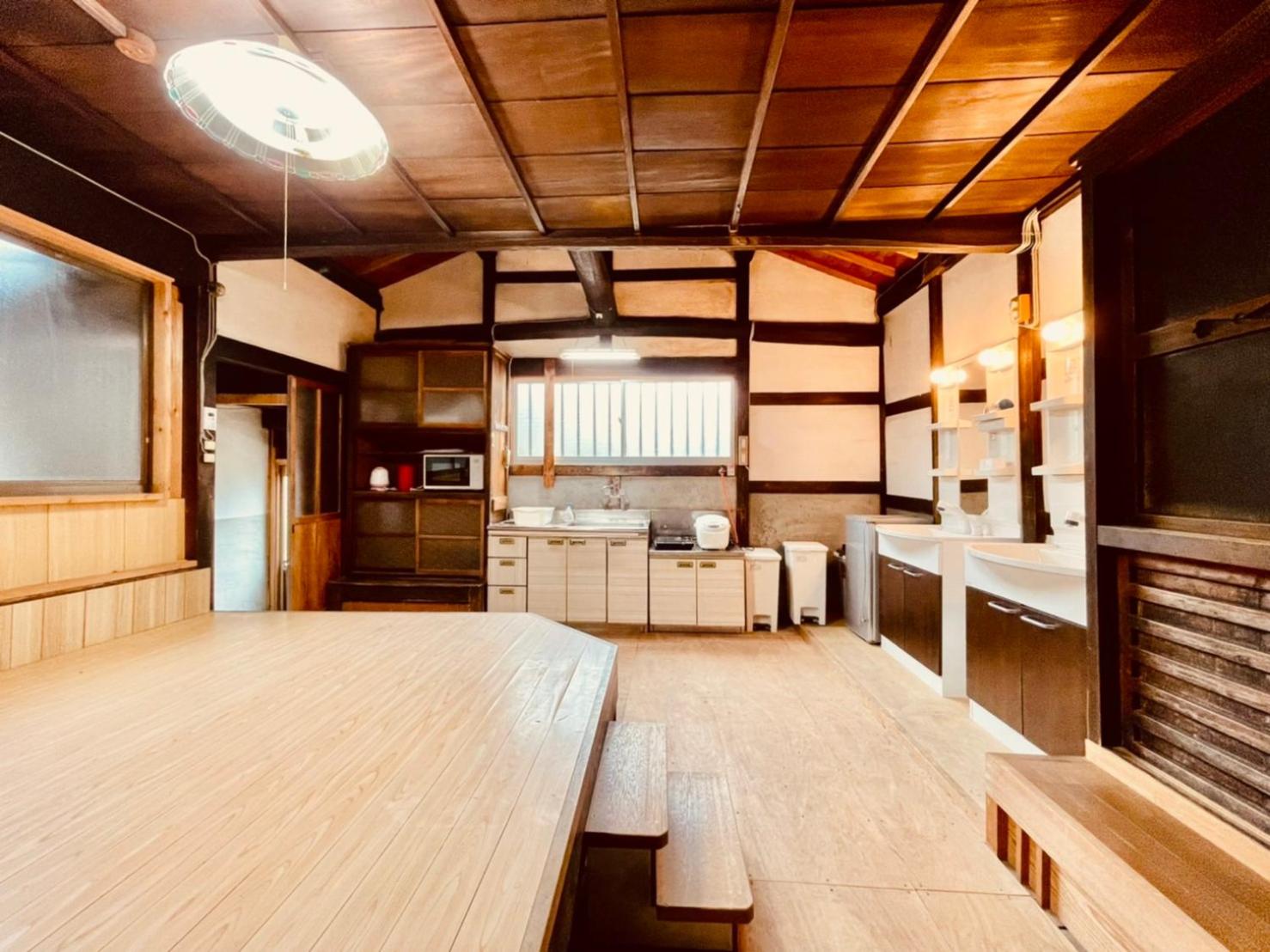 Three-Bedroom House - Photo 30