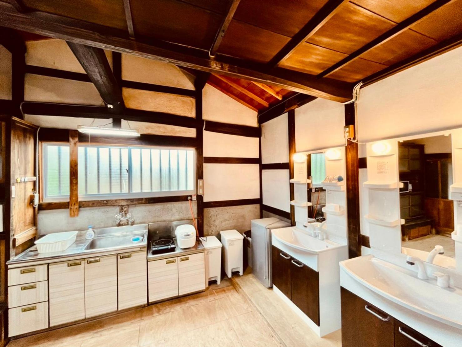 Three-Bedroom House - Photo 22