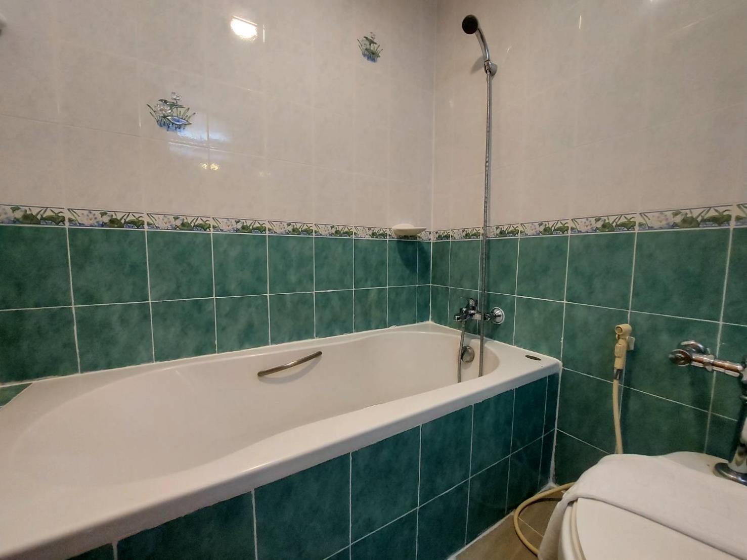 Deluxe King Room photo 2