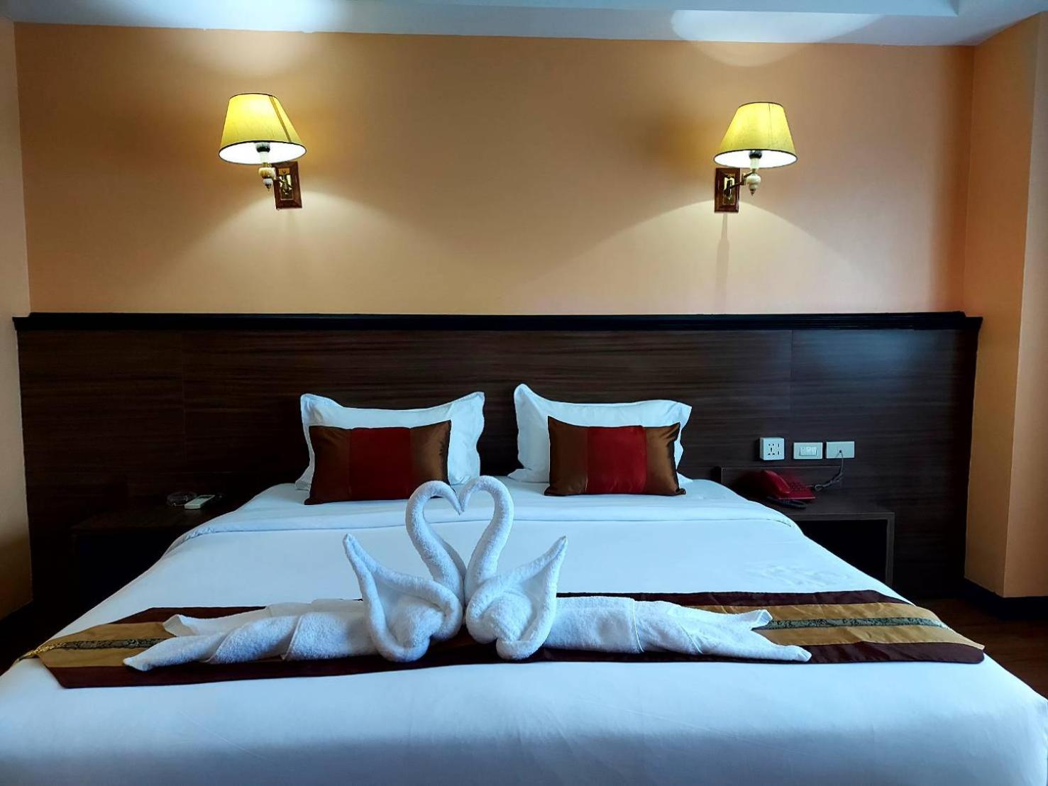 Standard King Room photo 3