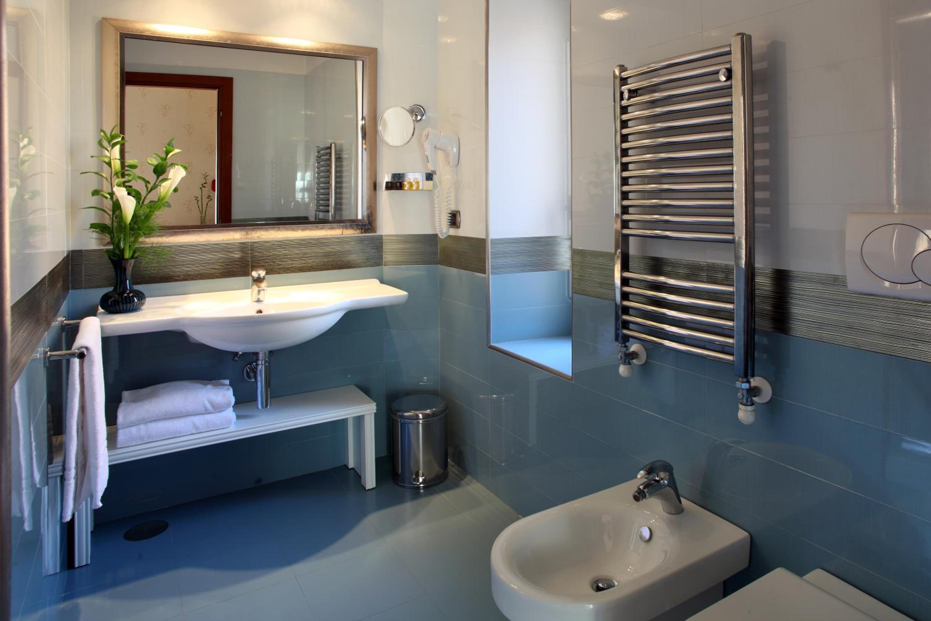 Double or Twin Room photo 1