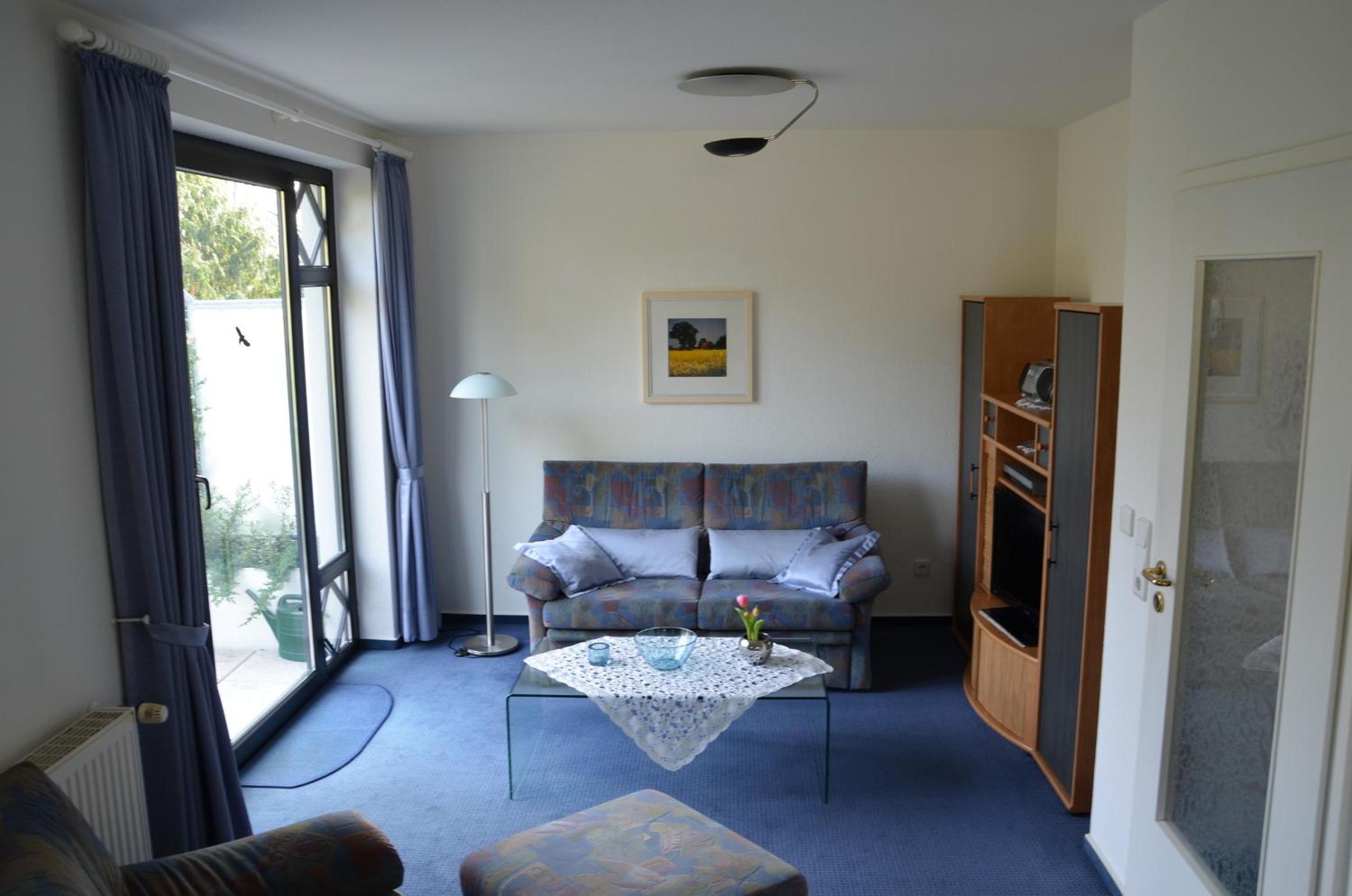 Apartment photo 2