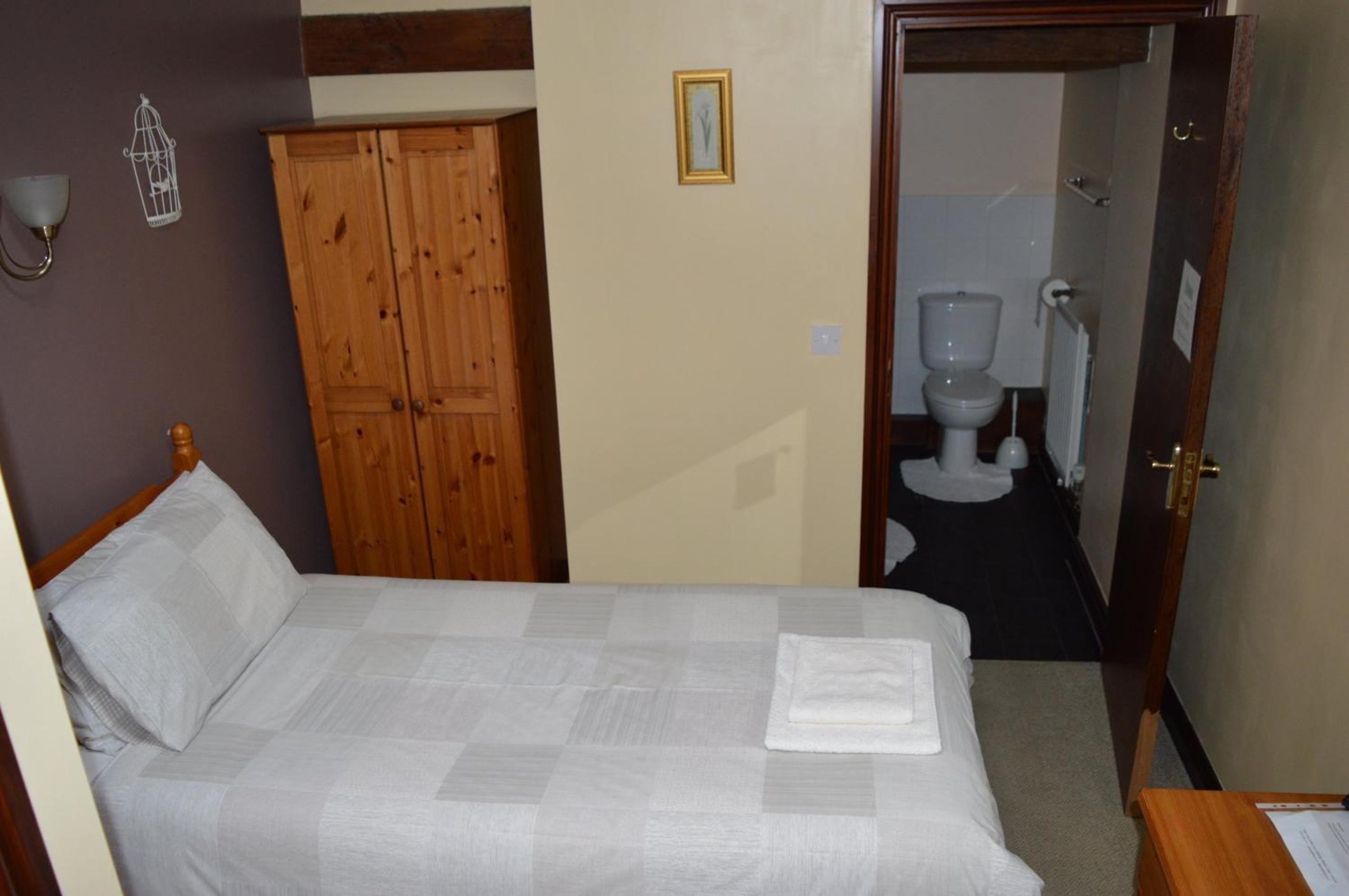 Small Single Room photo 1