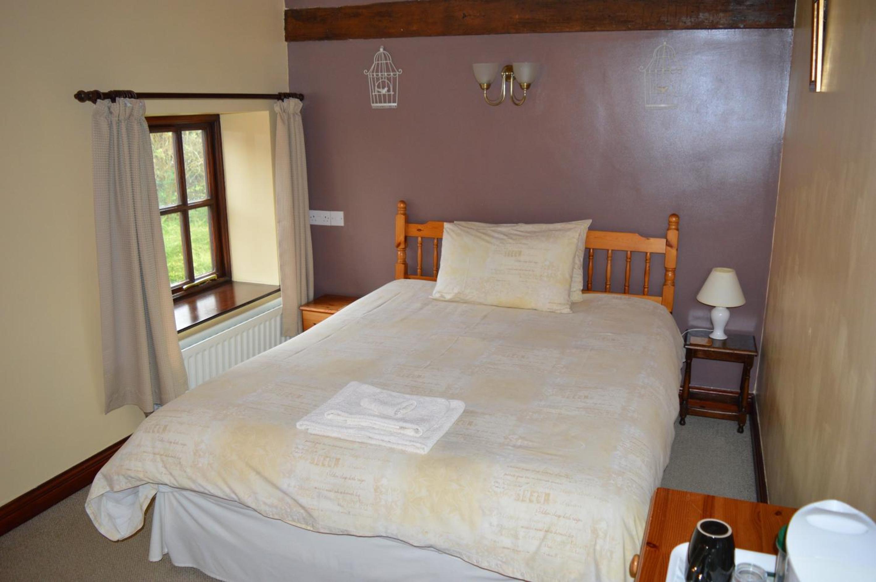 Double Room with Private Bathroom photo 2