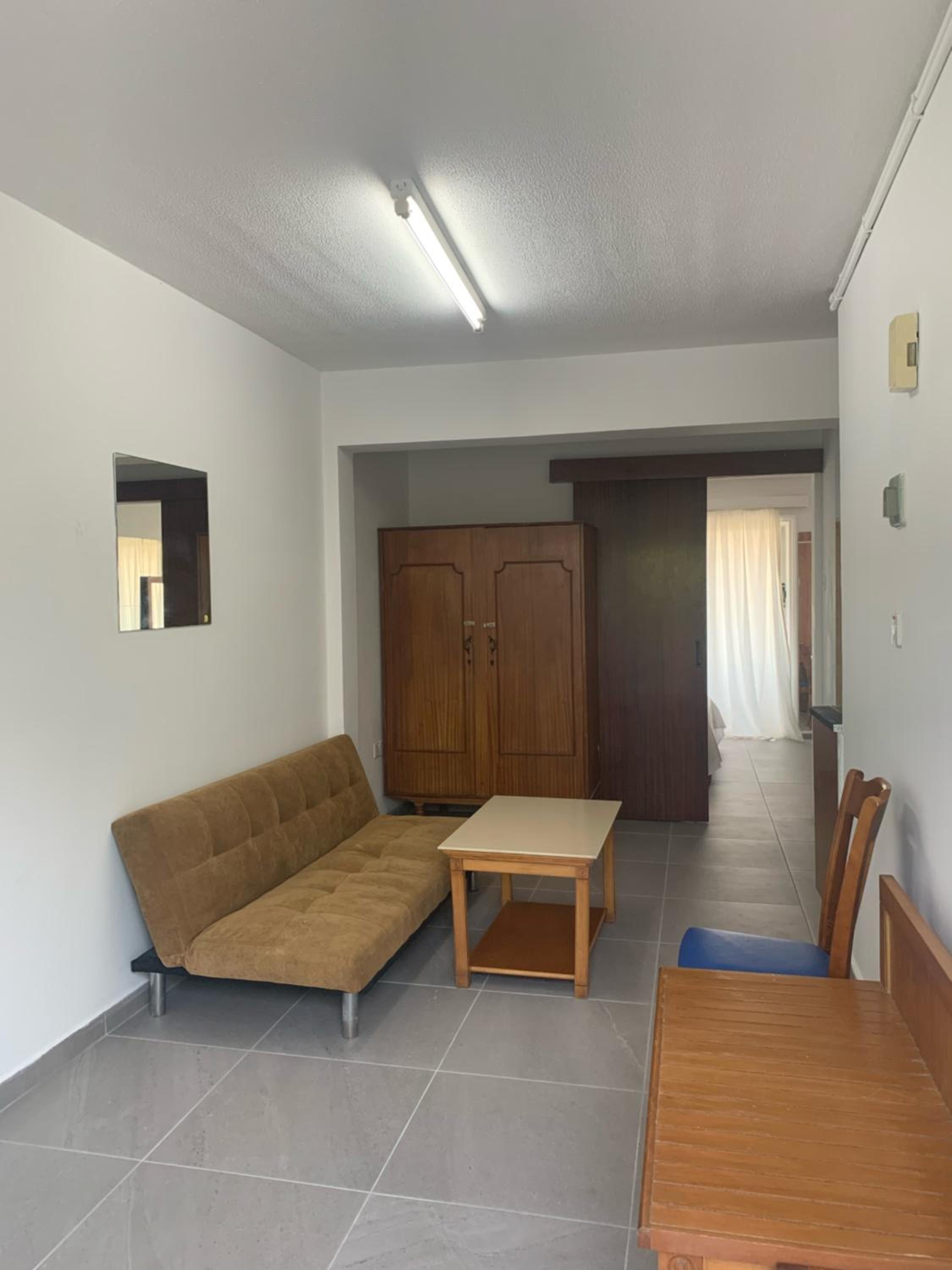 One-Bedroom Apartment (Annex Building) photo 3