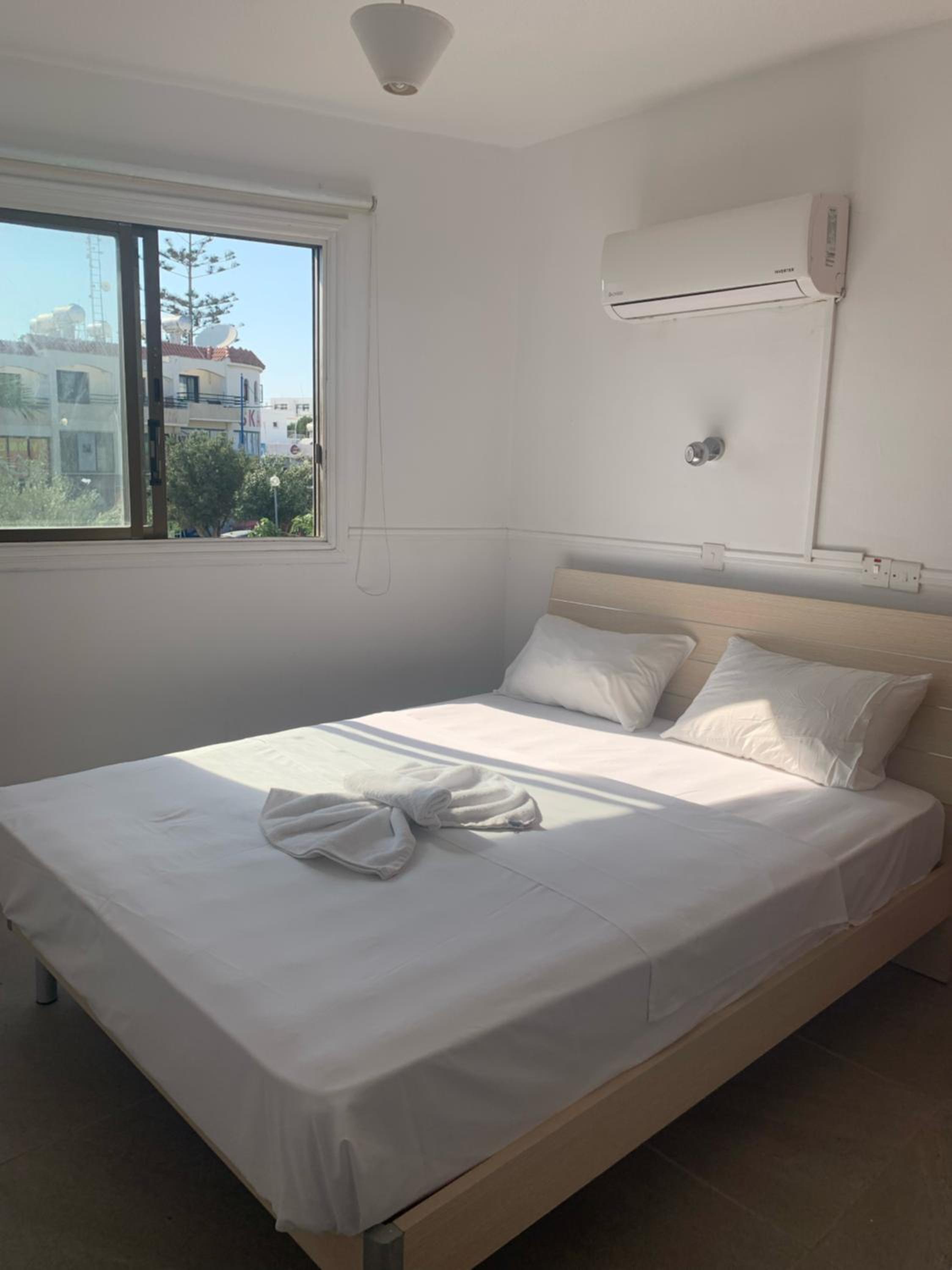 One-Bedroom Apartment (Annex Building) photo 2
