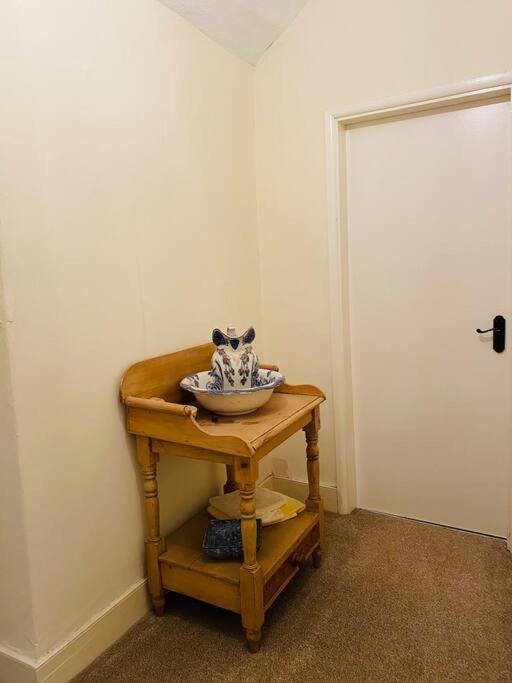 Two-Bedroom House - Photo 4
