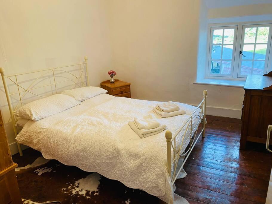 Two-Bedroom House - Photo 6
