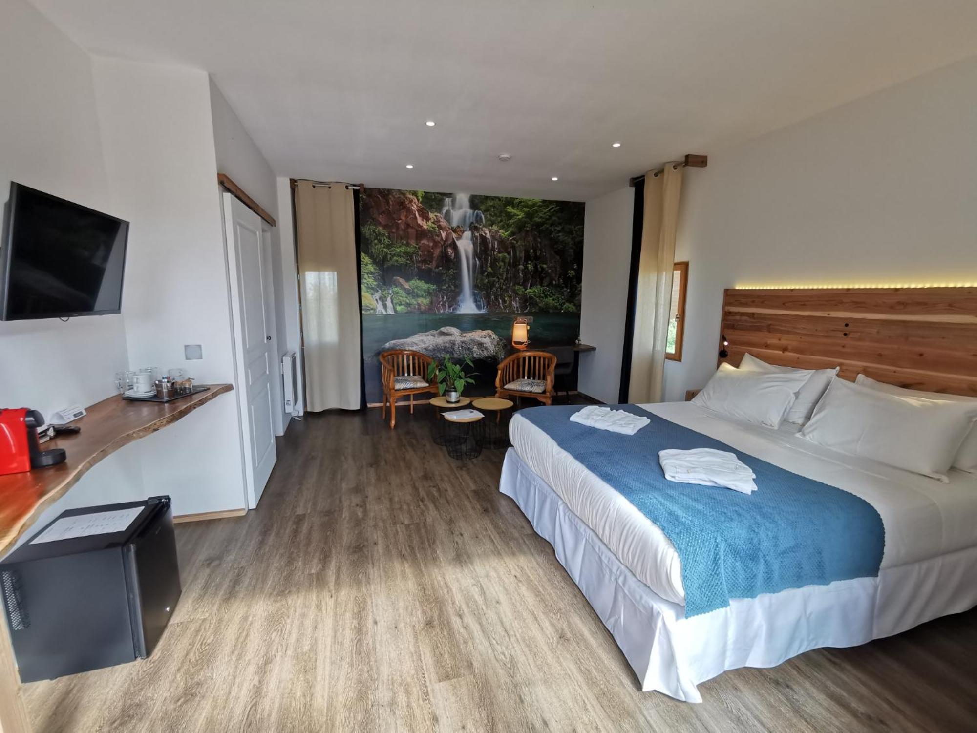 King Room with Balcony