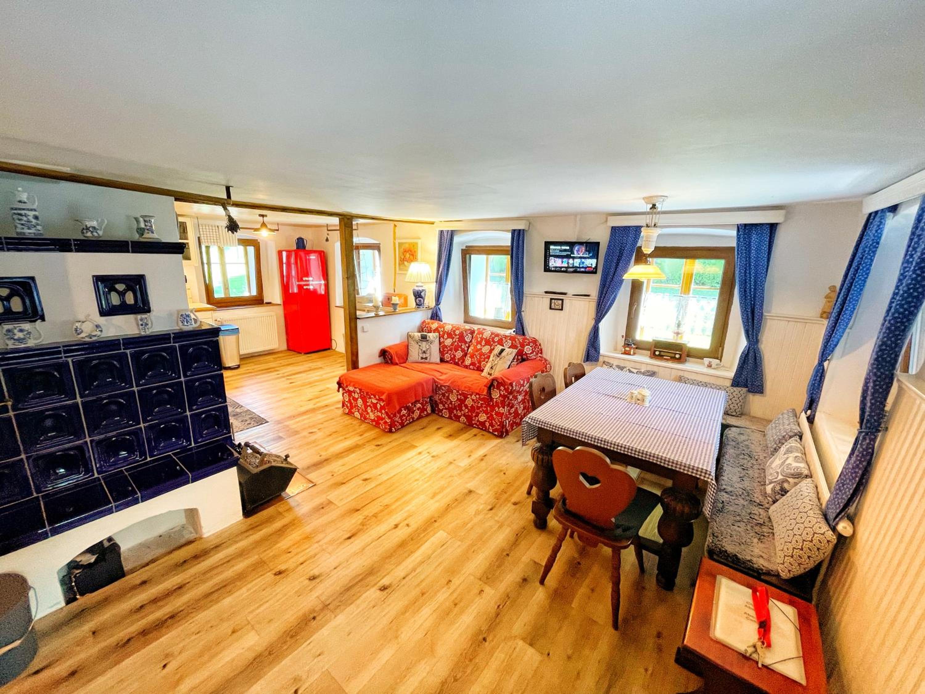 Three-Bedroom Chalet photo 3