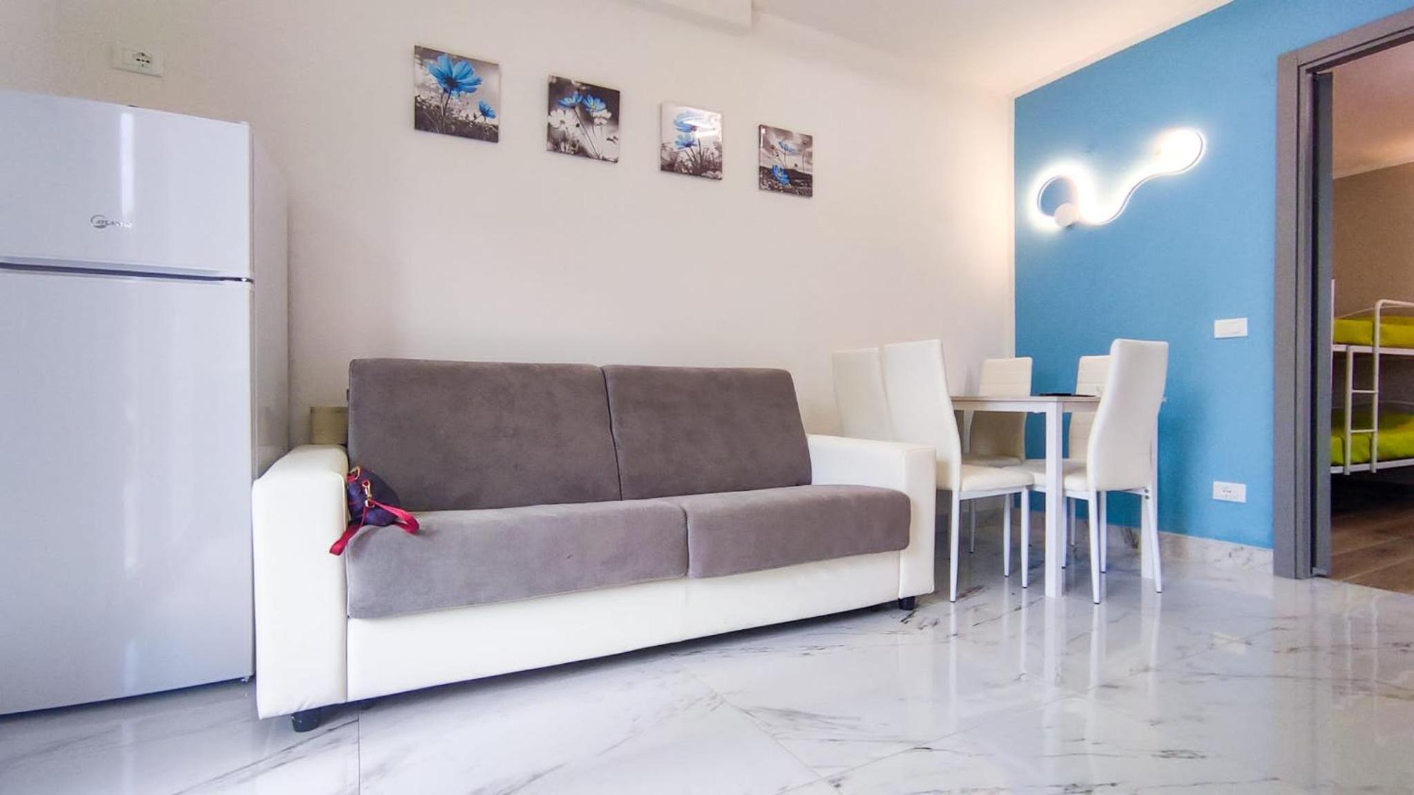 One-Bedroom Apartment