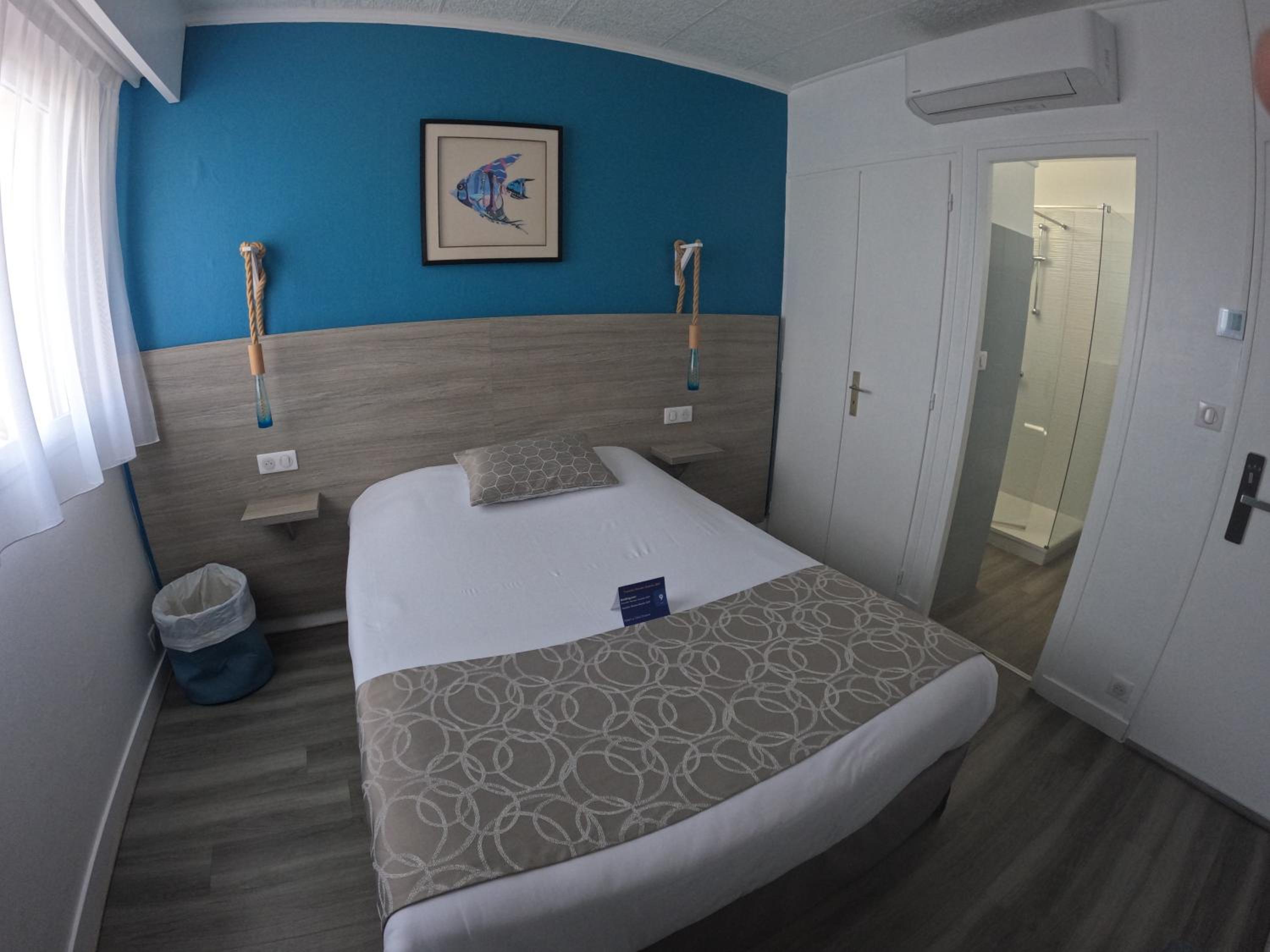 Standard Room - Photo 1