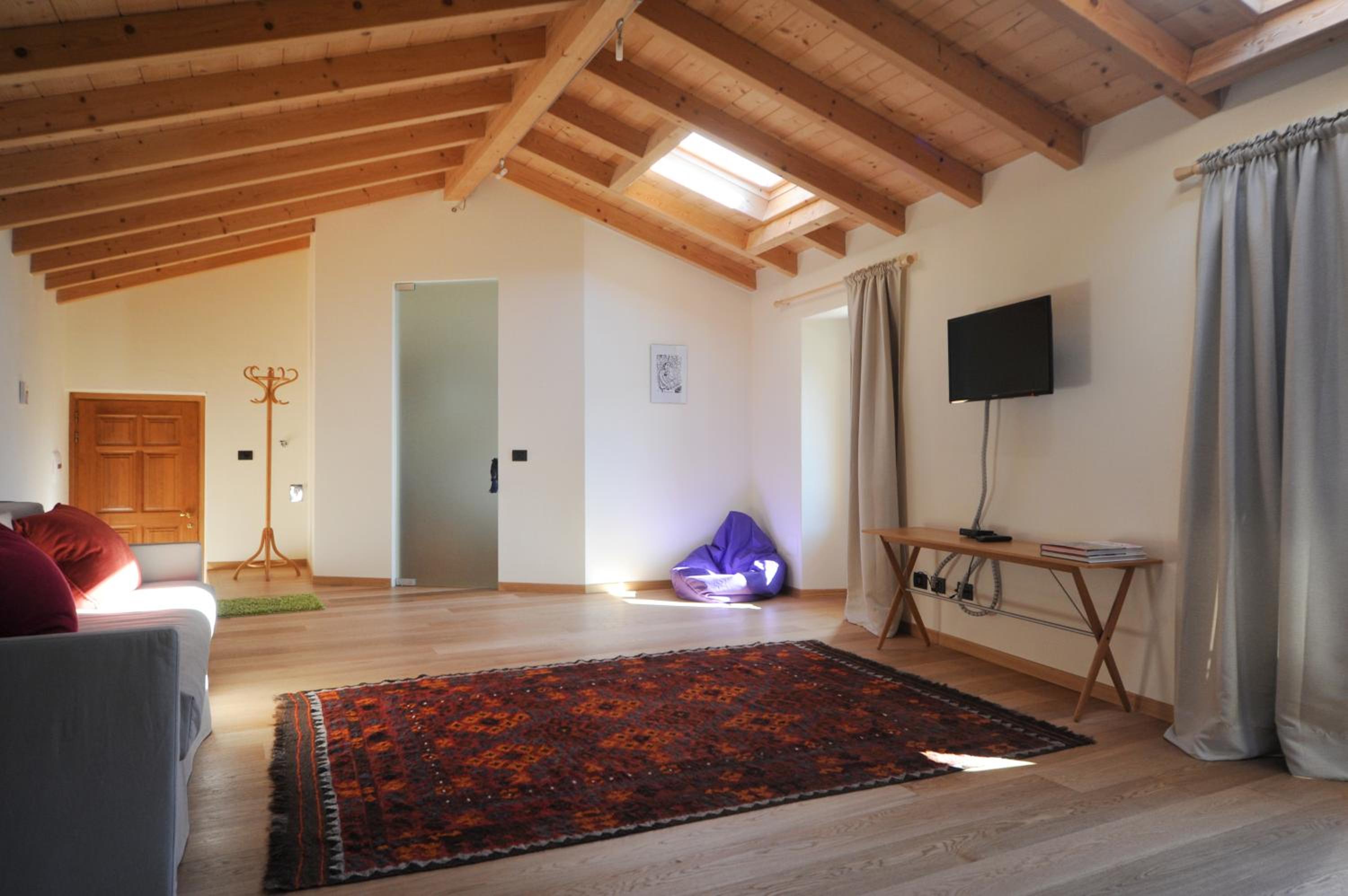Loft photo 2