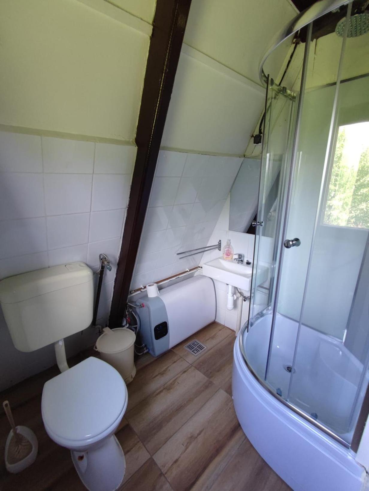 Apartment with Mountain View - Photo 28