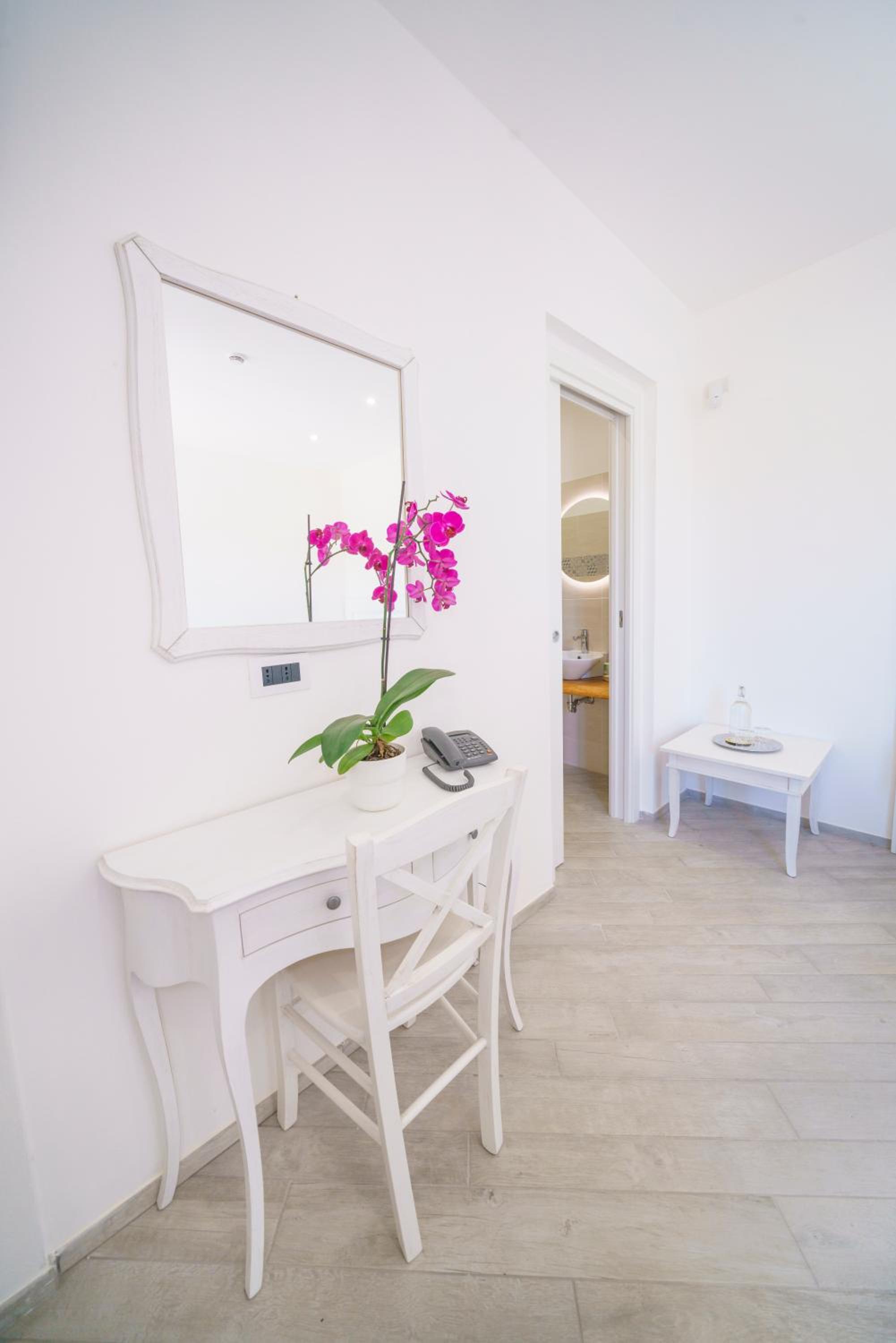Double or Twin Room - Photo 1