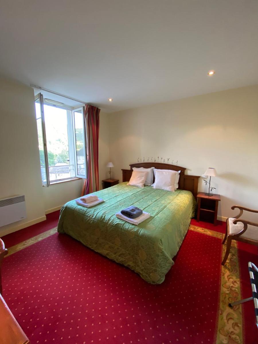 Deluxe Double Room - Photo 15