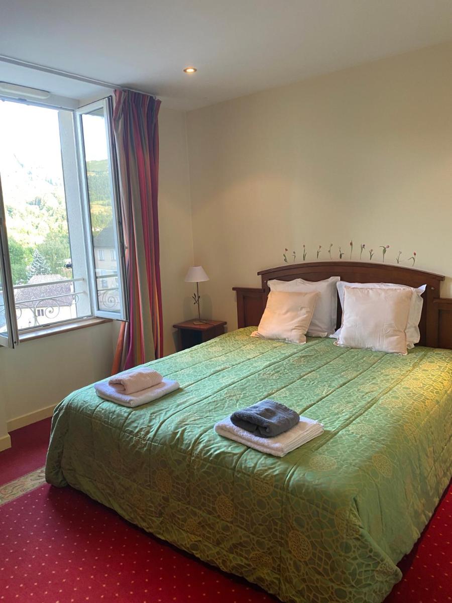 Deluxe Double Room - Photo 8