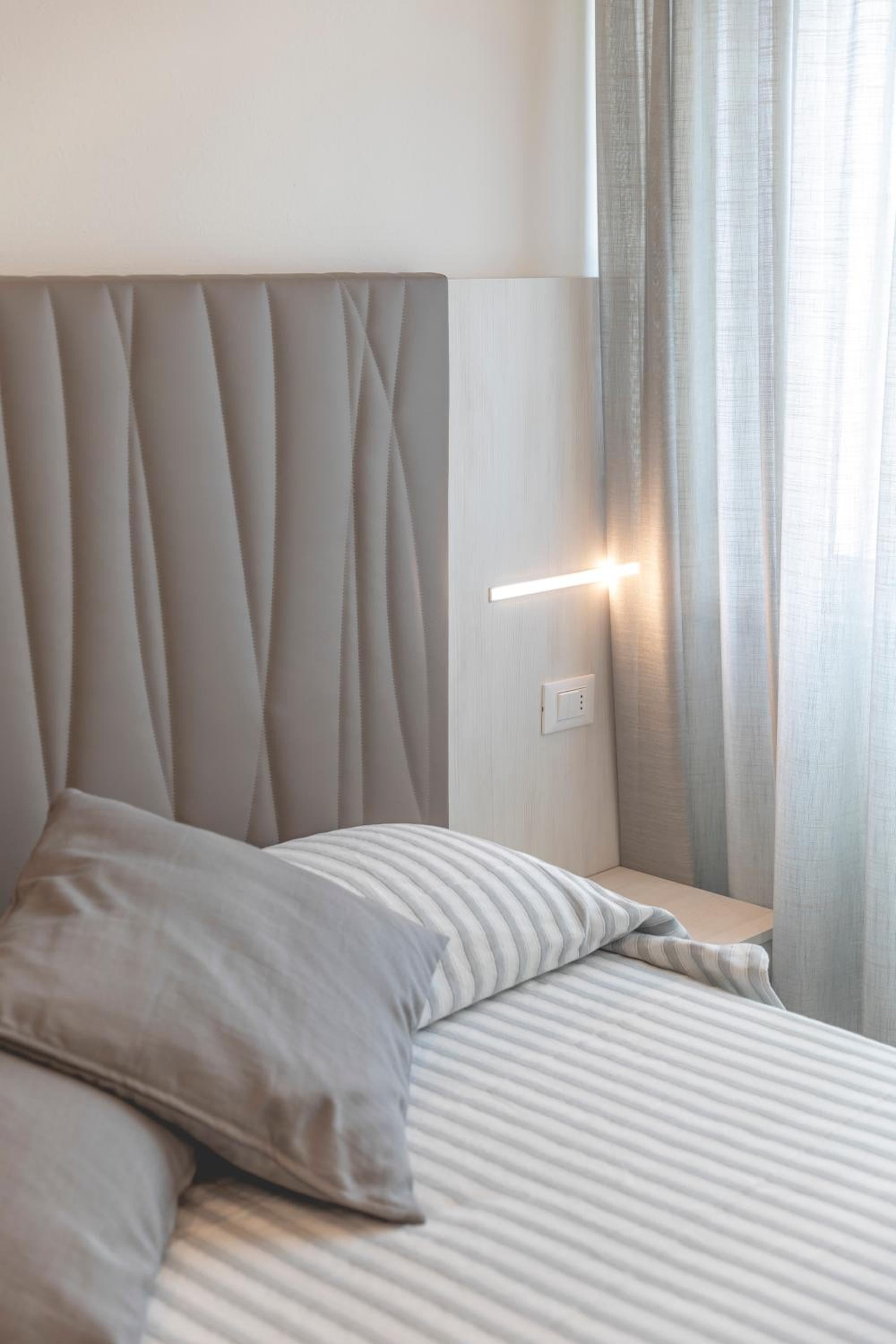 Small Double or Twin Room photo 1
