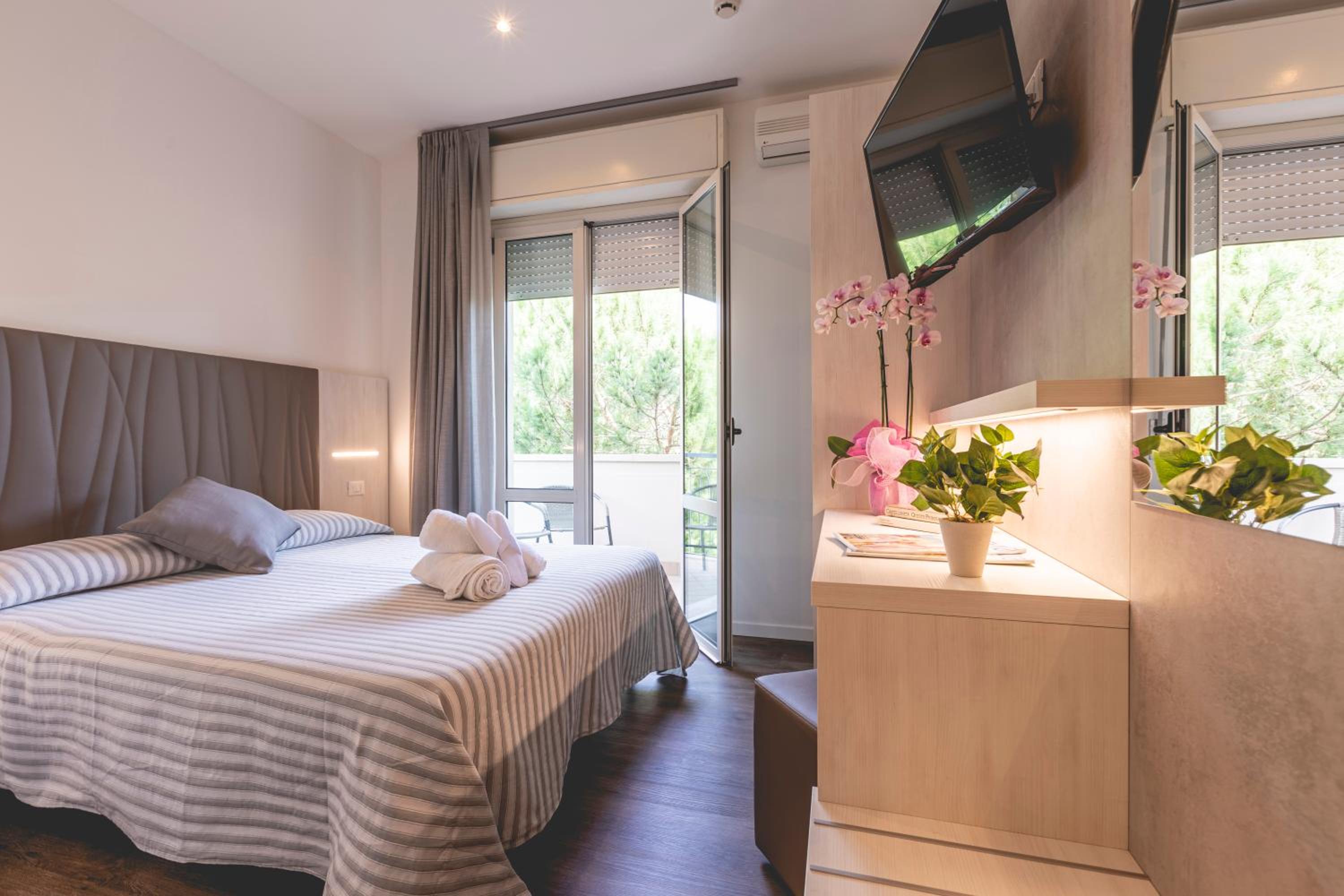 Double or Twin Room photo 1
