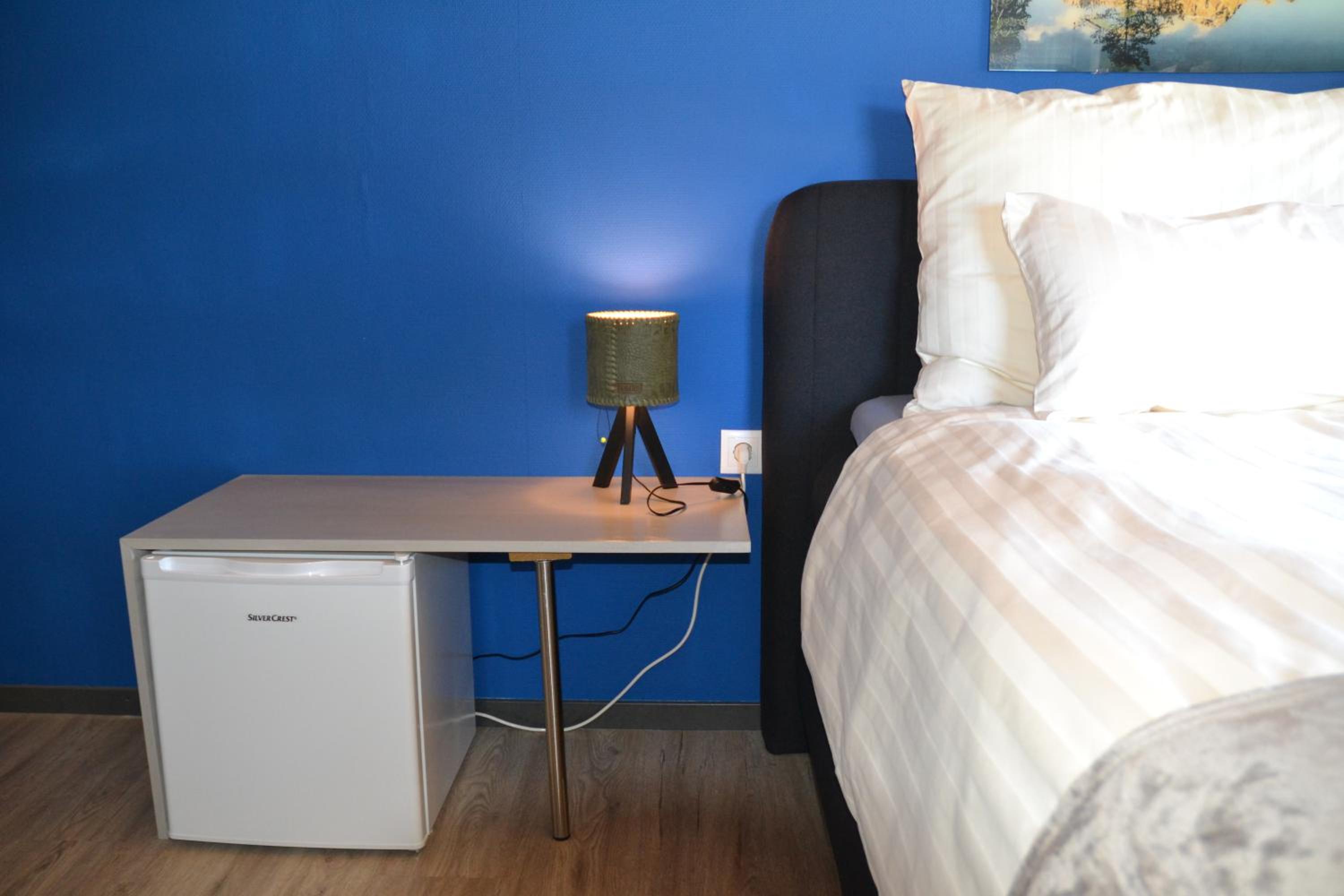 Deluxe Double Room - Photo 11