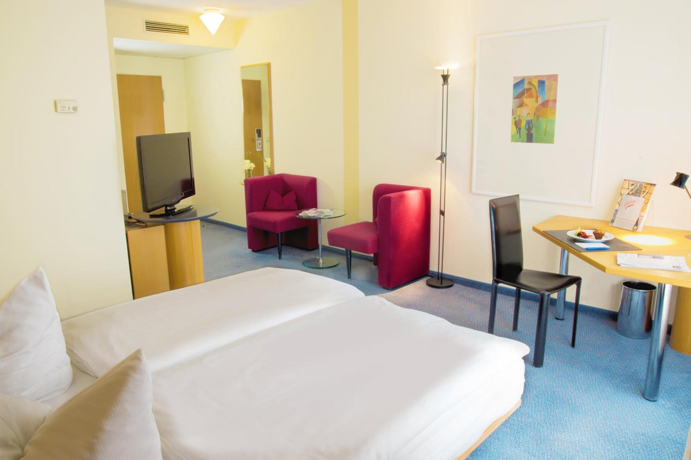 Standard Double Room - Photo 1