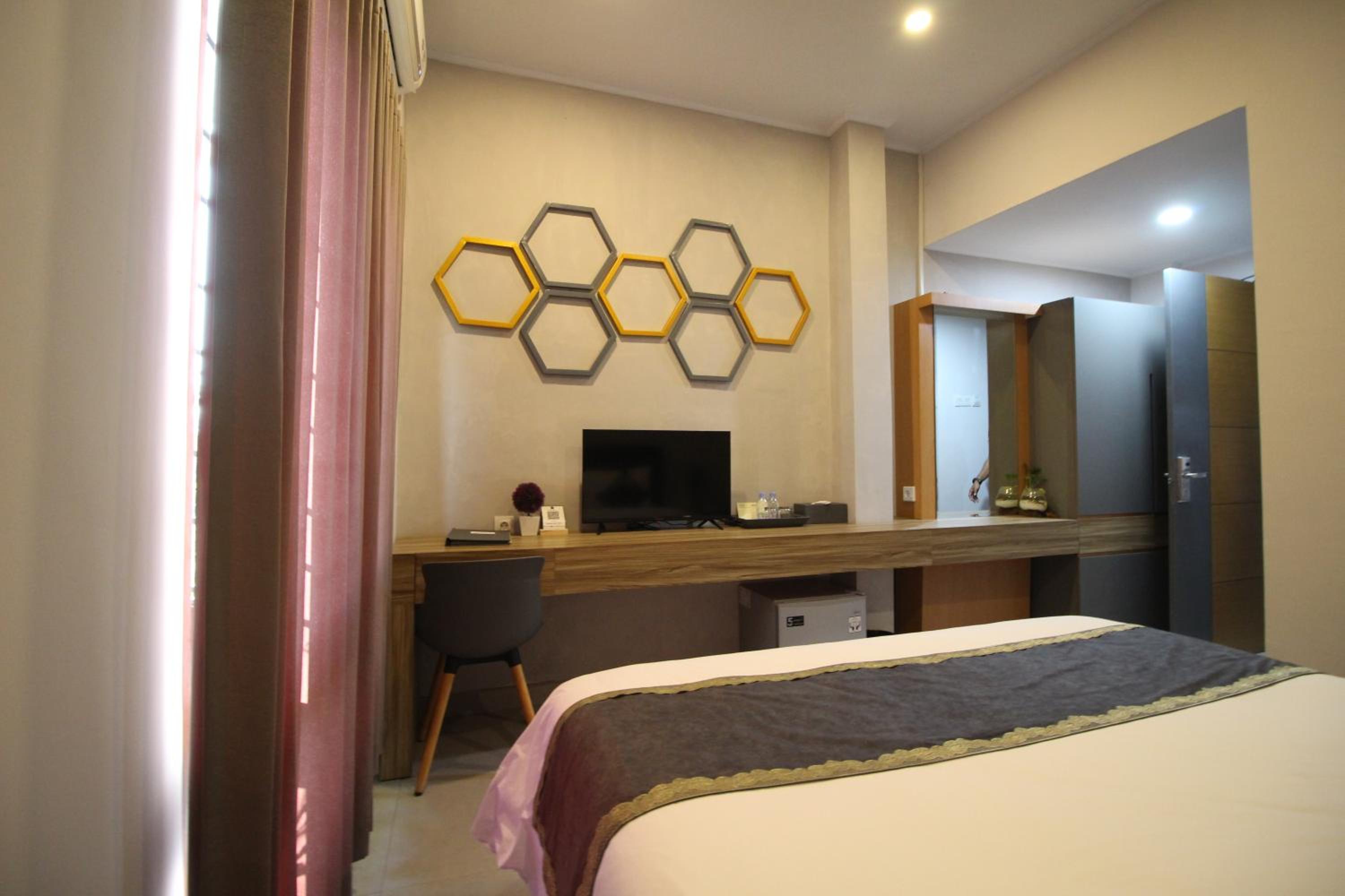 Deluxe Double Room - Photo 1