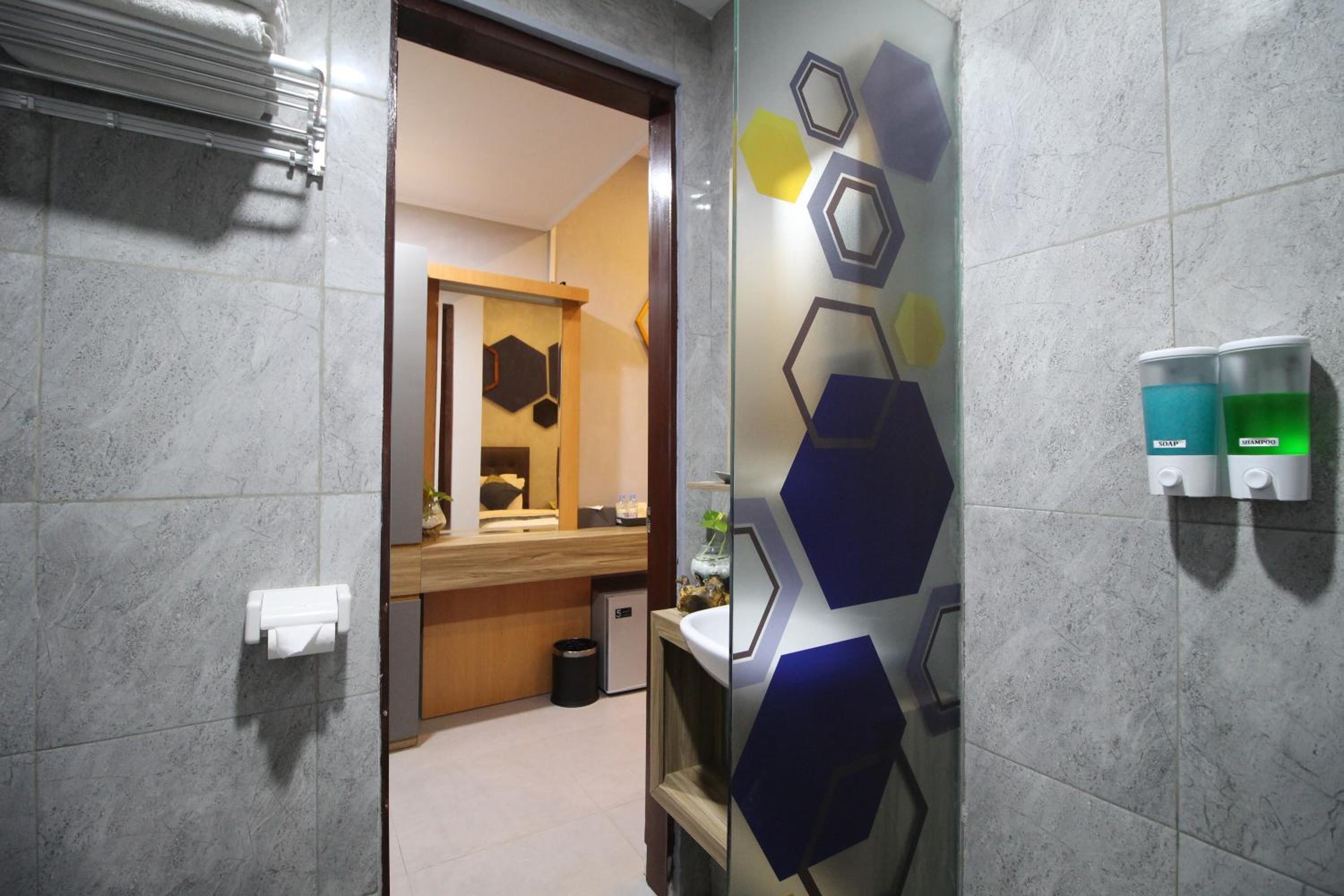 Deluxe Double Room - Photo 5