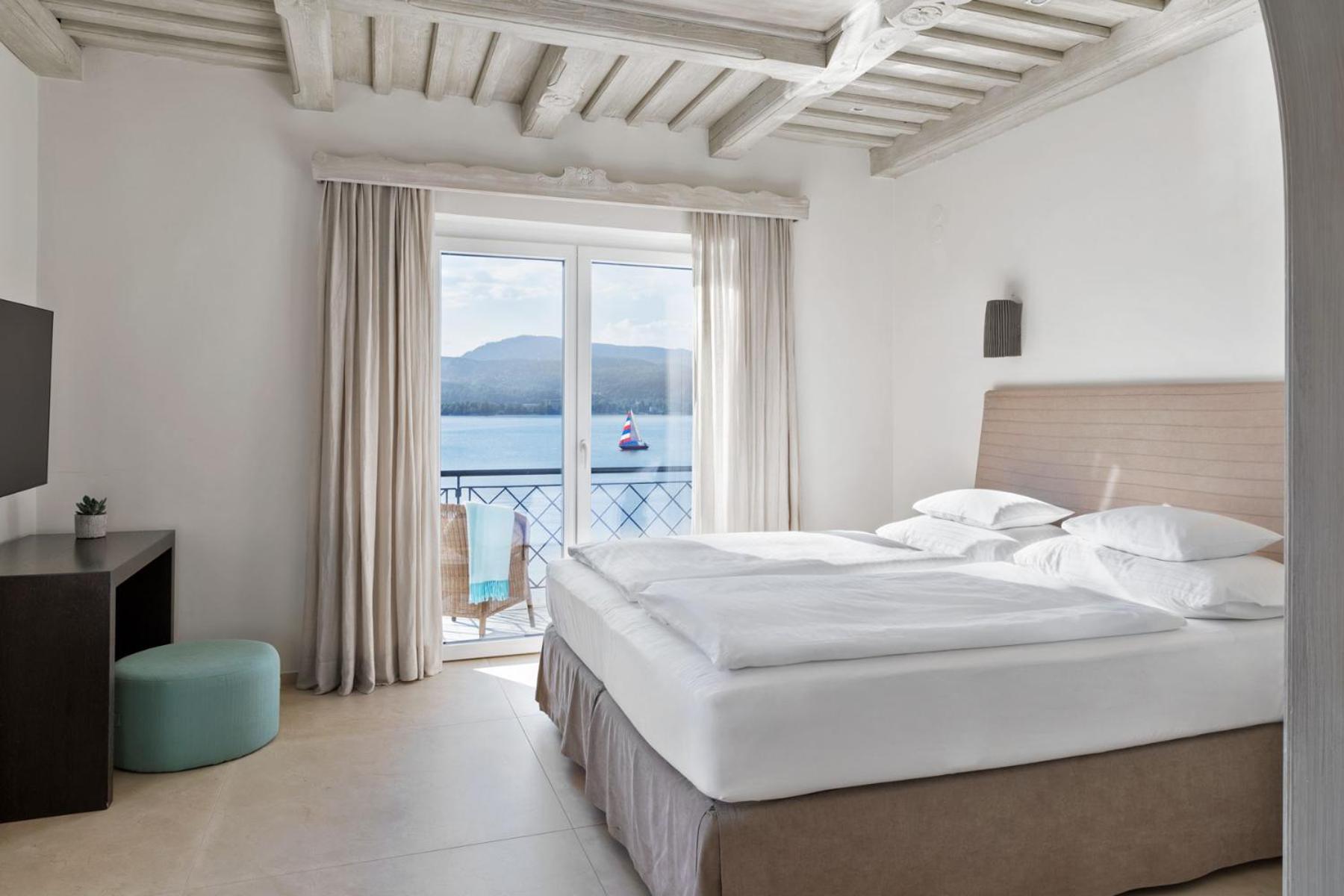 Suite with Balcony photo 1