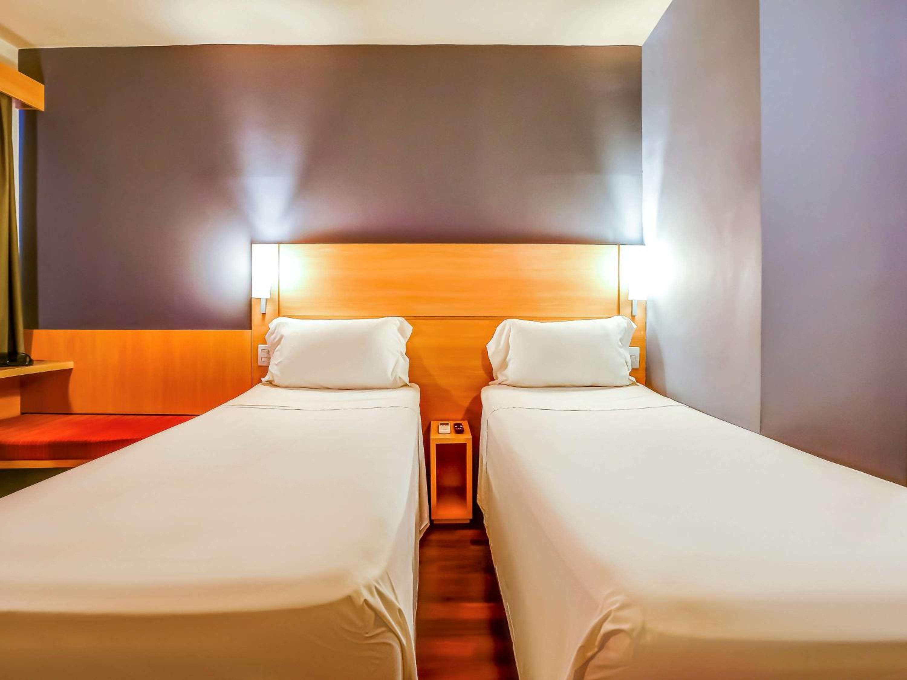 Standard Twin Room photo 1