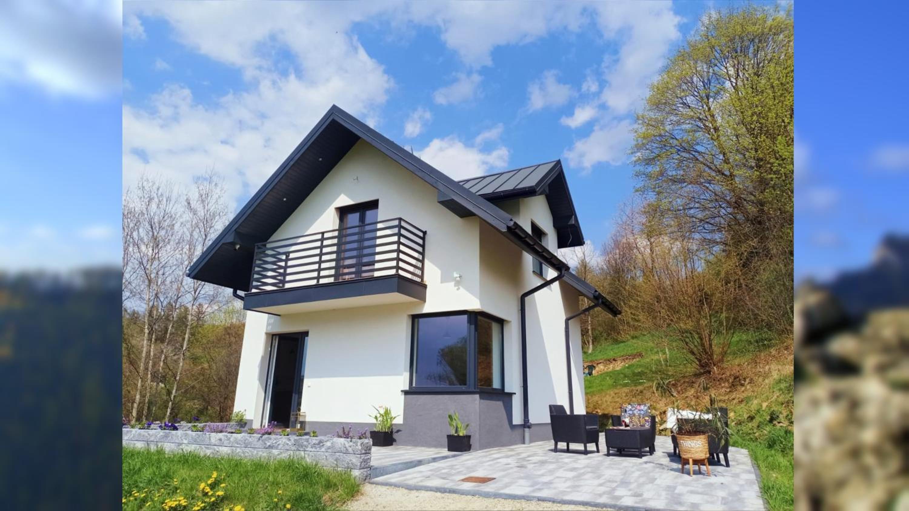 Three-Bedroom House photo 1