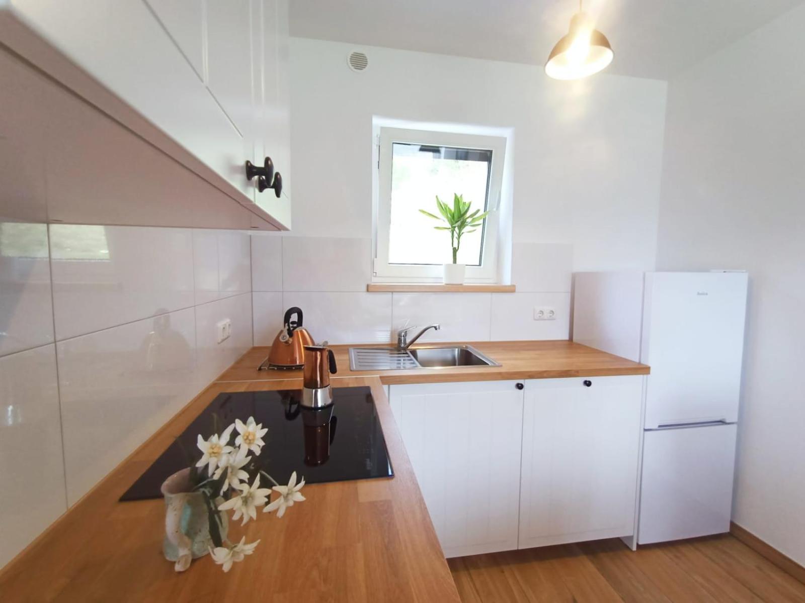 Three-Bedroom House photo 2