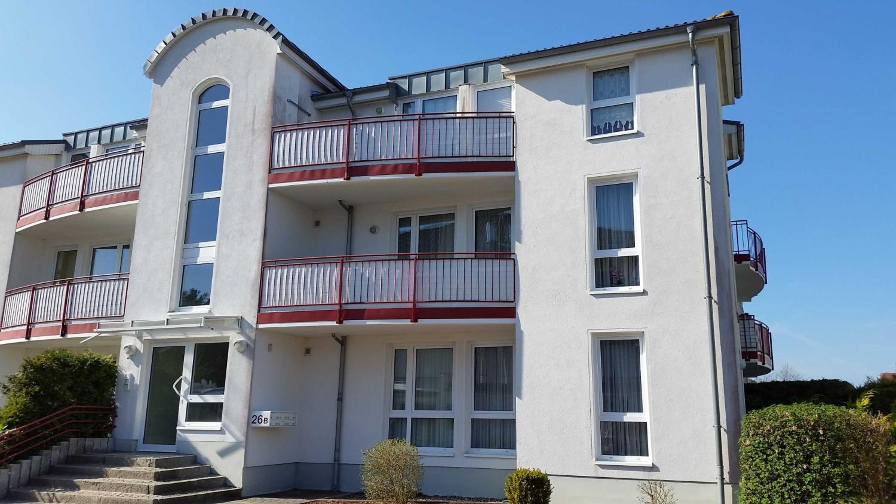 One-Bedroom Apartment with Balcony photo 2