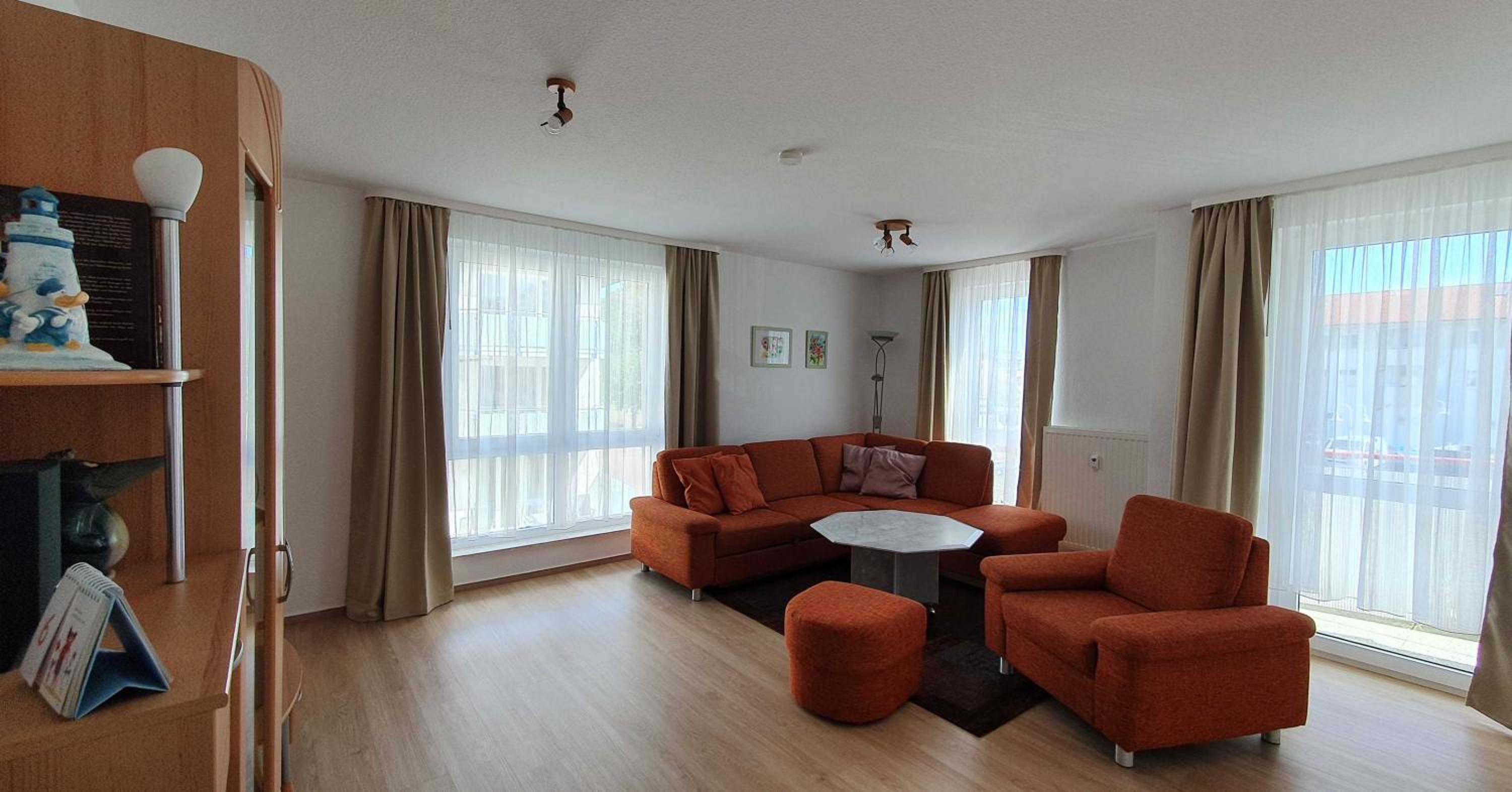 One-Bedroom Apartment with Balcony photo 1
