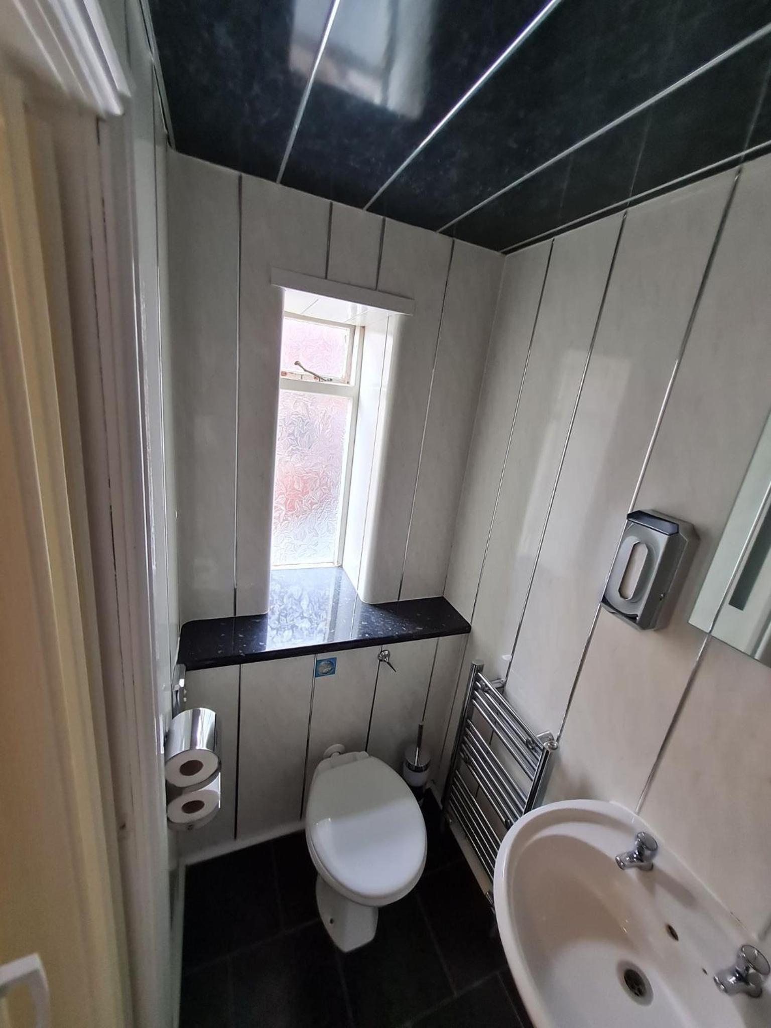 Double Room - Photo 19