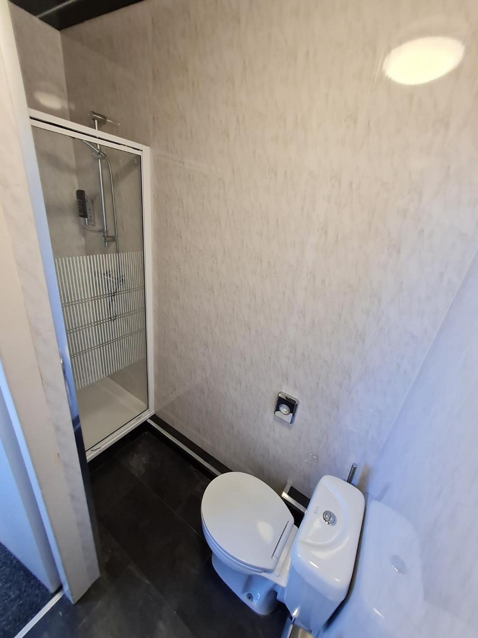 Quadruple Room with Sea View - Photo 6