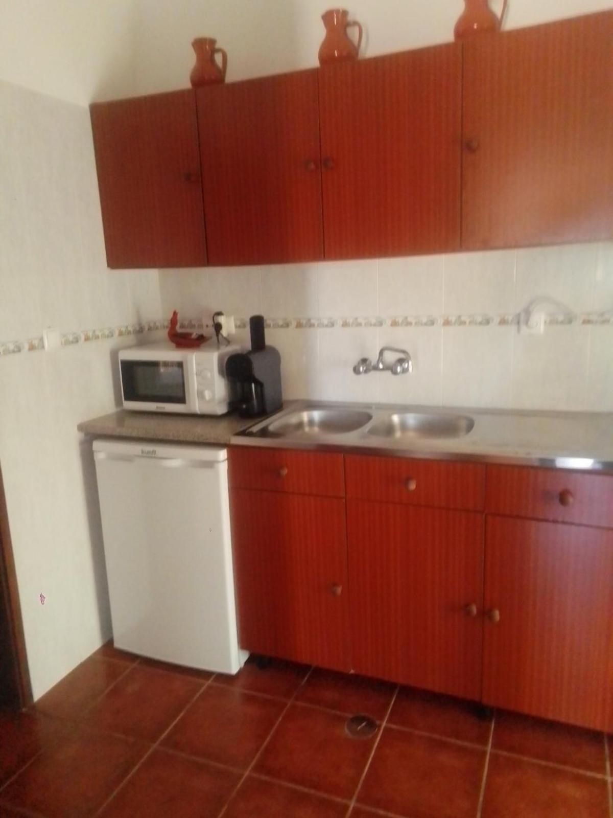 One-Bedroom House - Photo 11