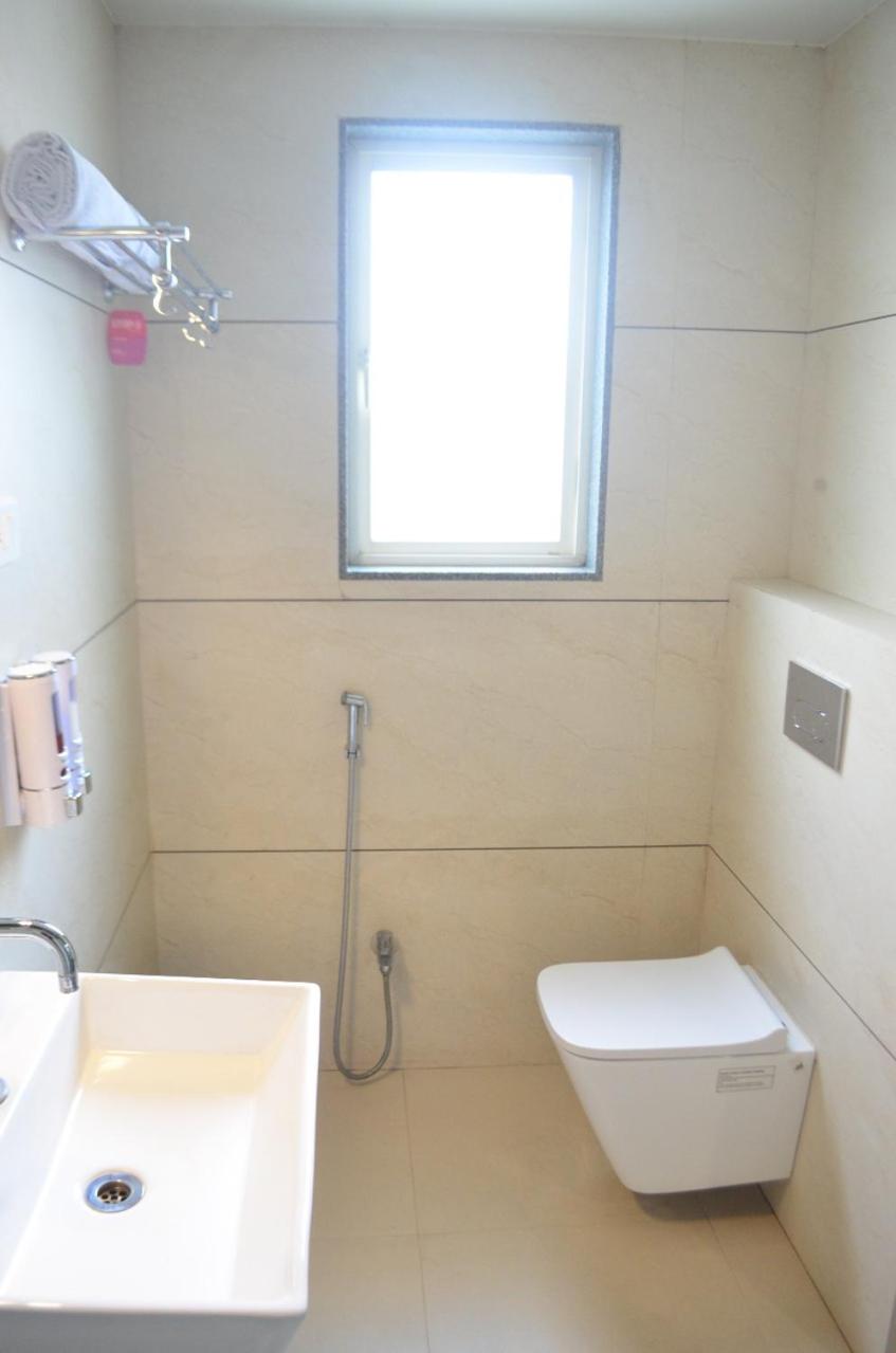 Deluxe Double Room - Photo 8