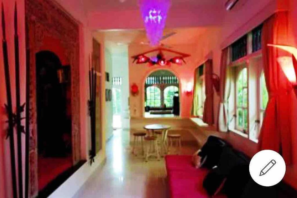 Villa - Photo 10