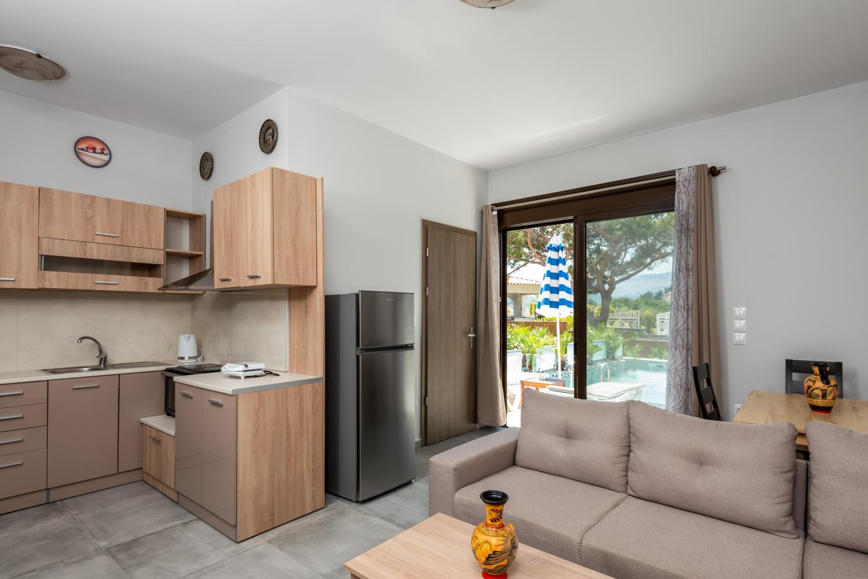 Junior Suite with Private Pool - Photo 1