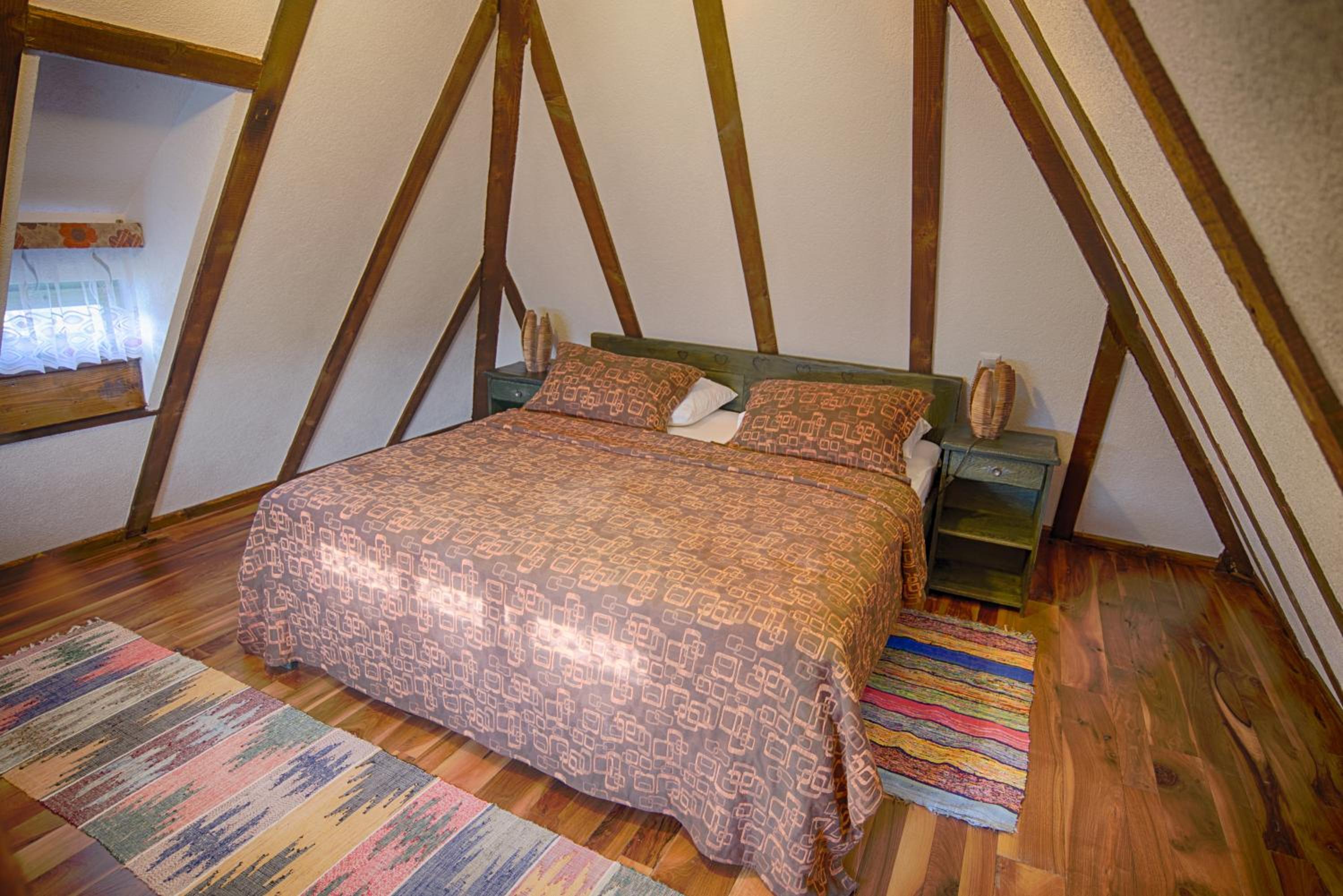 Duplex Suite - Photo 16