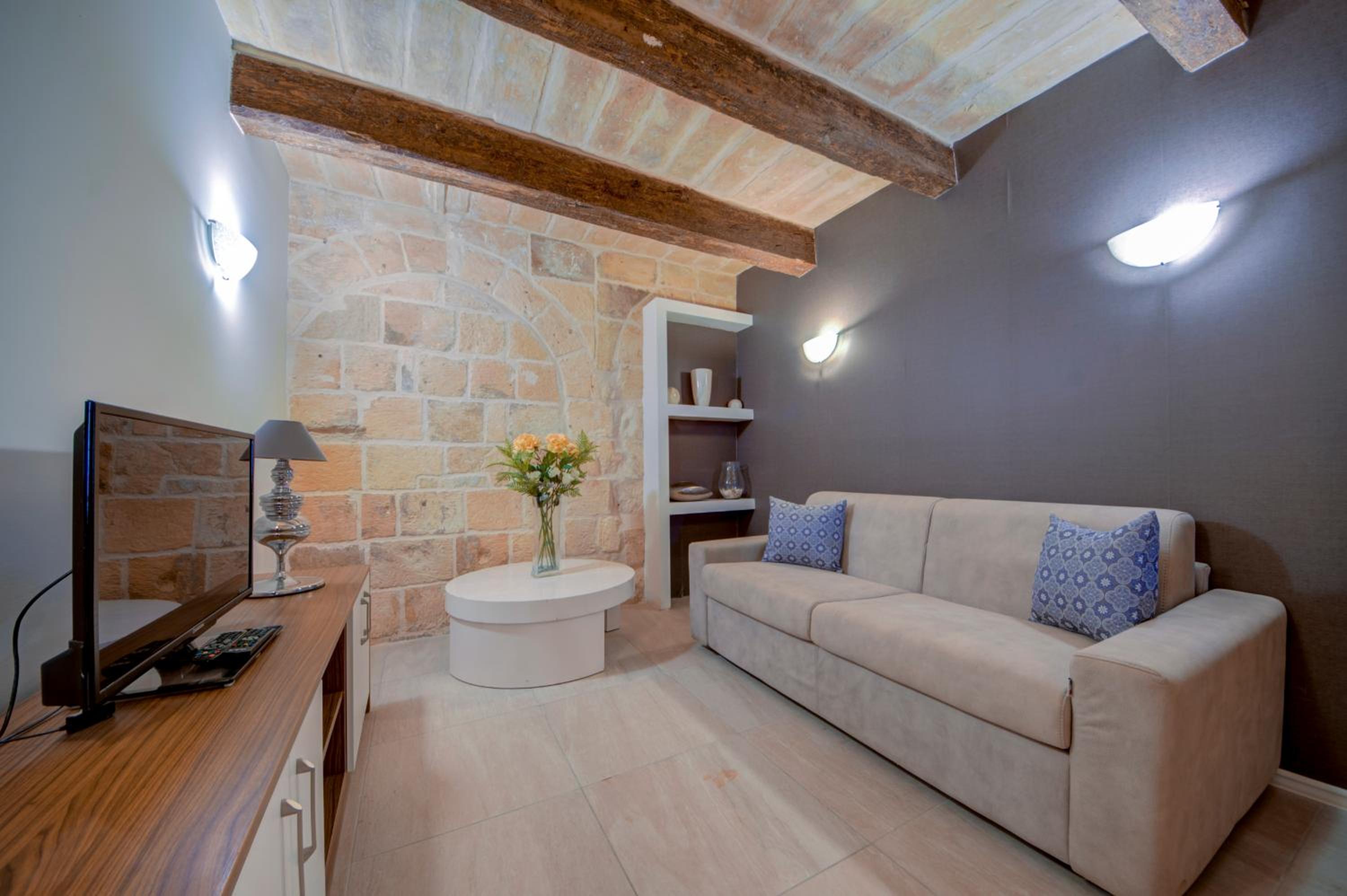 Apartment with Balcony