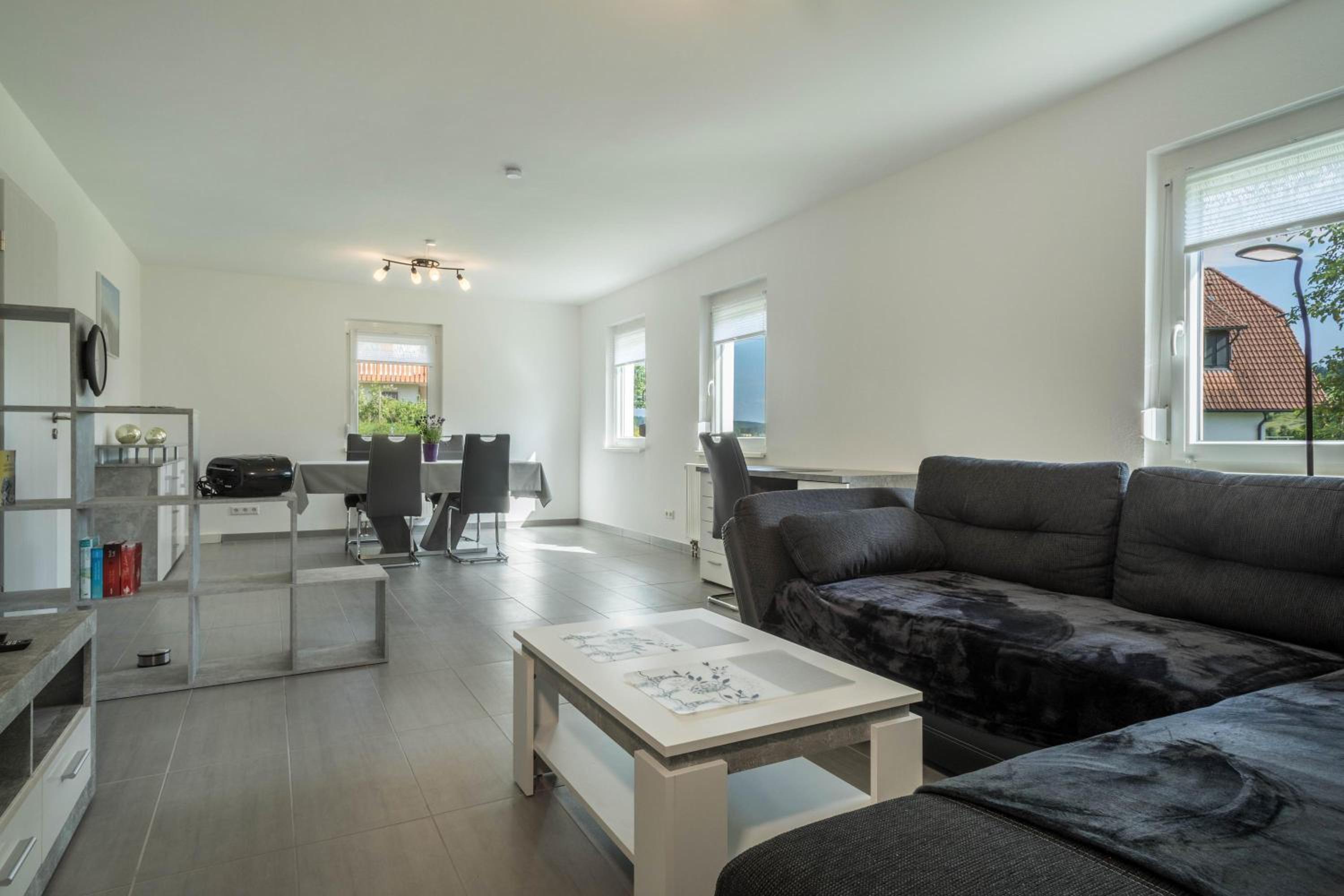 Two-Bedroom Deluxe Apartment with Garden View photo 1